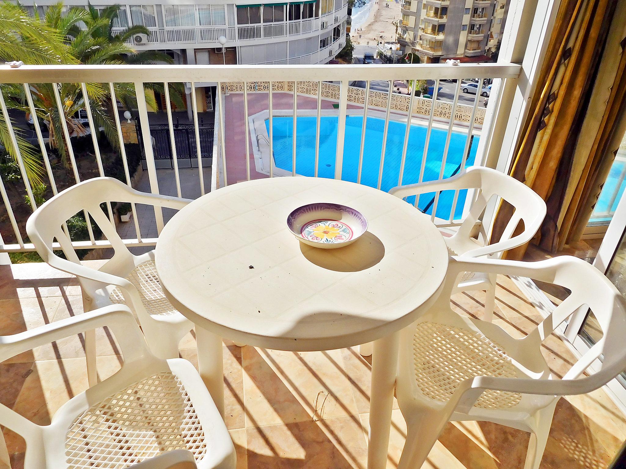 Foto 11 - Appartamento con 2 camere da letto a Benidorm con piscina e terrazza