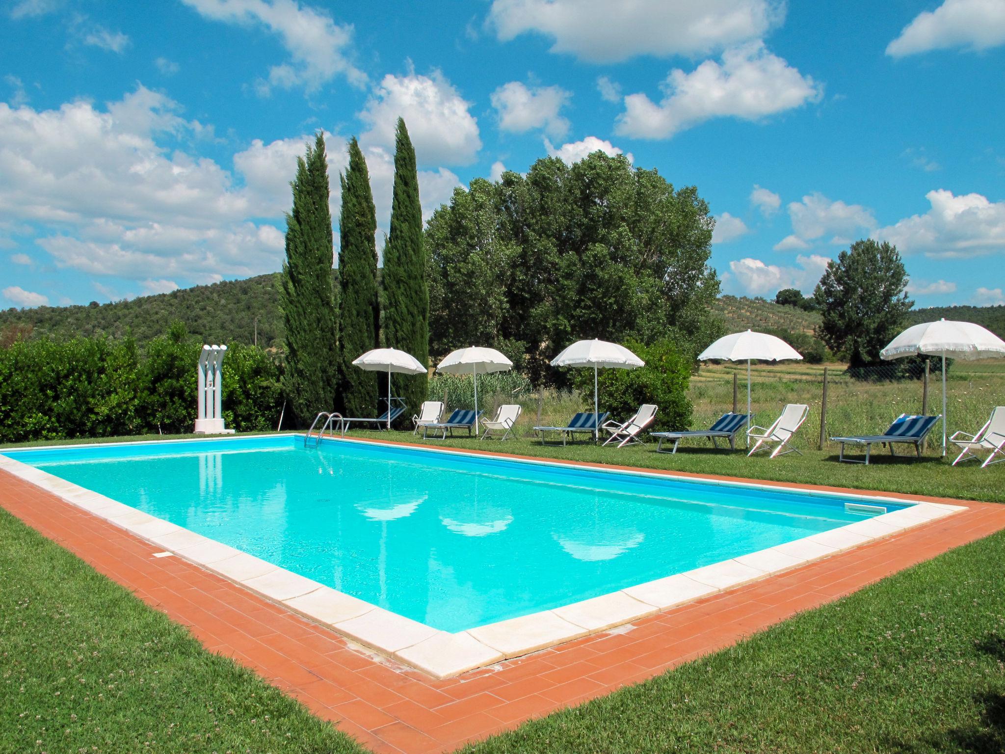 Photo 14 - 1 bedroom Apartment in Massa Marittima with swimming pool and garden