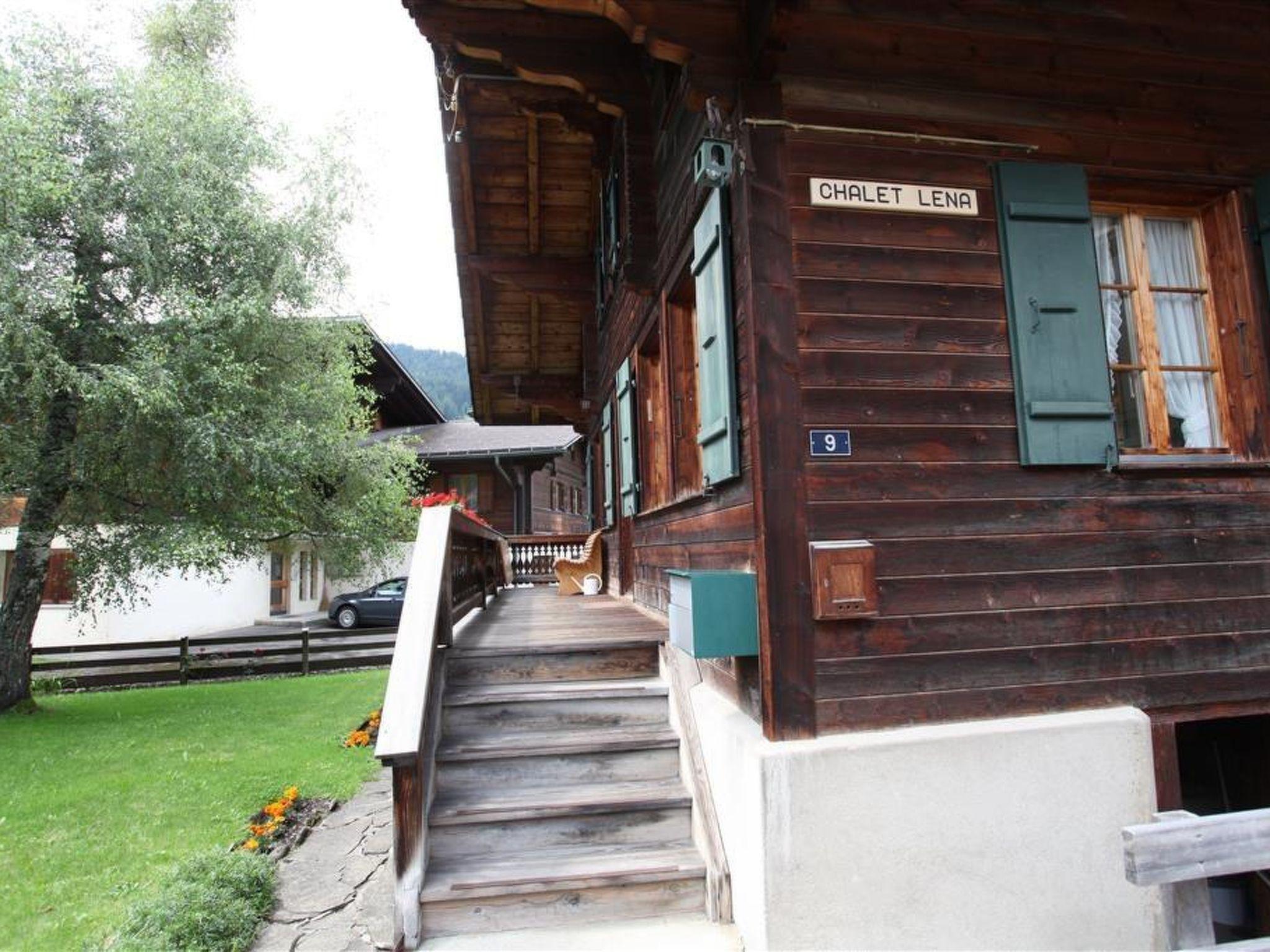 Photo 3 - 4 bedroom Apartment in Saanen