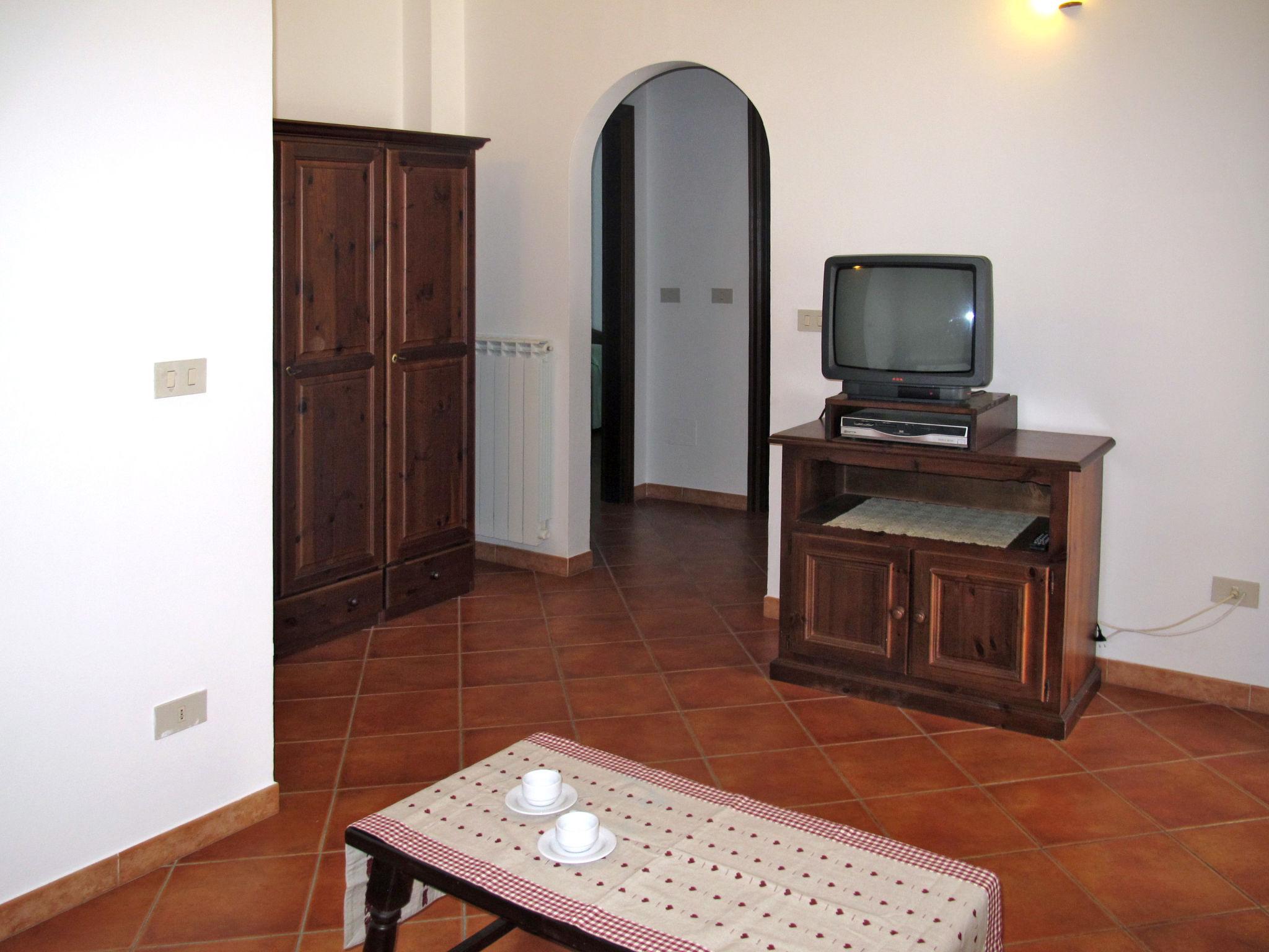 Photo 7 - 1 bedroom Apartment in Diano Castello with swimming pool and garden