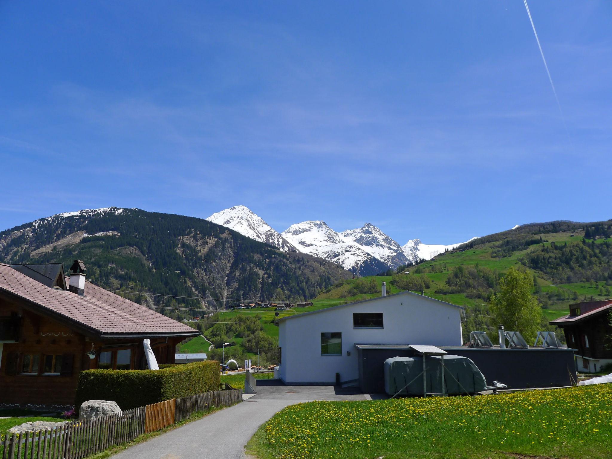 Foto 23 - Apartment mit 4 Schlafzimmern in Disentis/Mustér mit terrasse und blick auf die berge