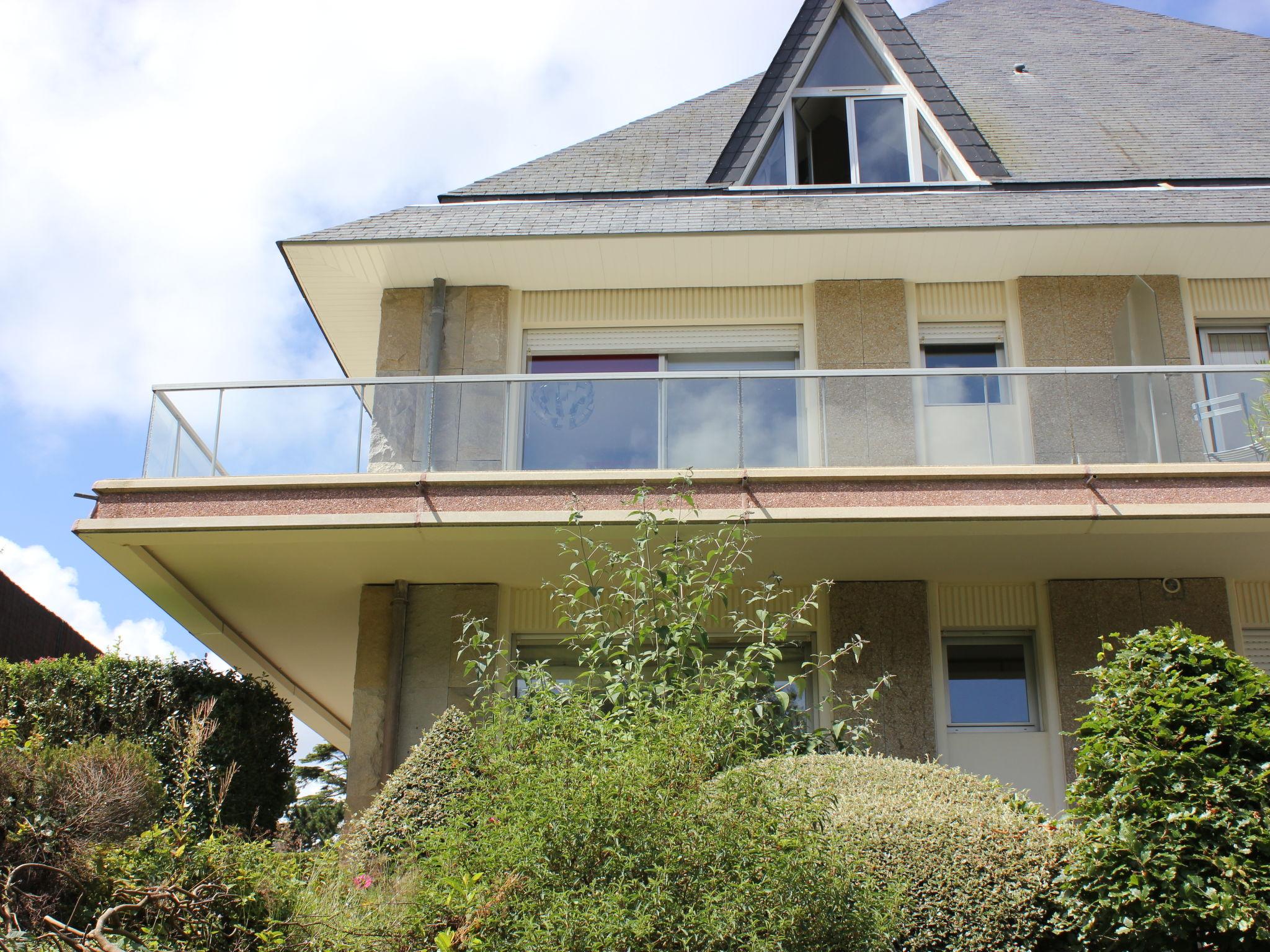 Photo 11 - Appartement en Dinard avec jardin et vues à la mer