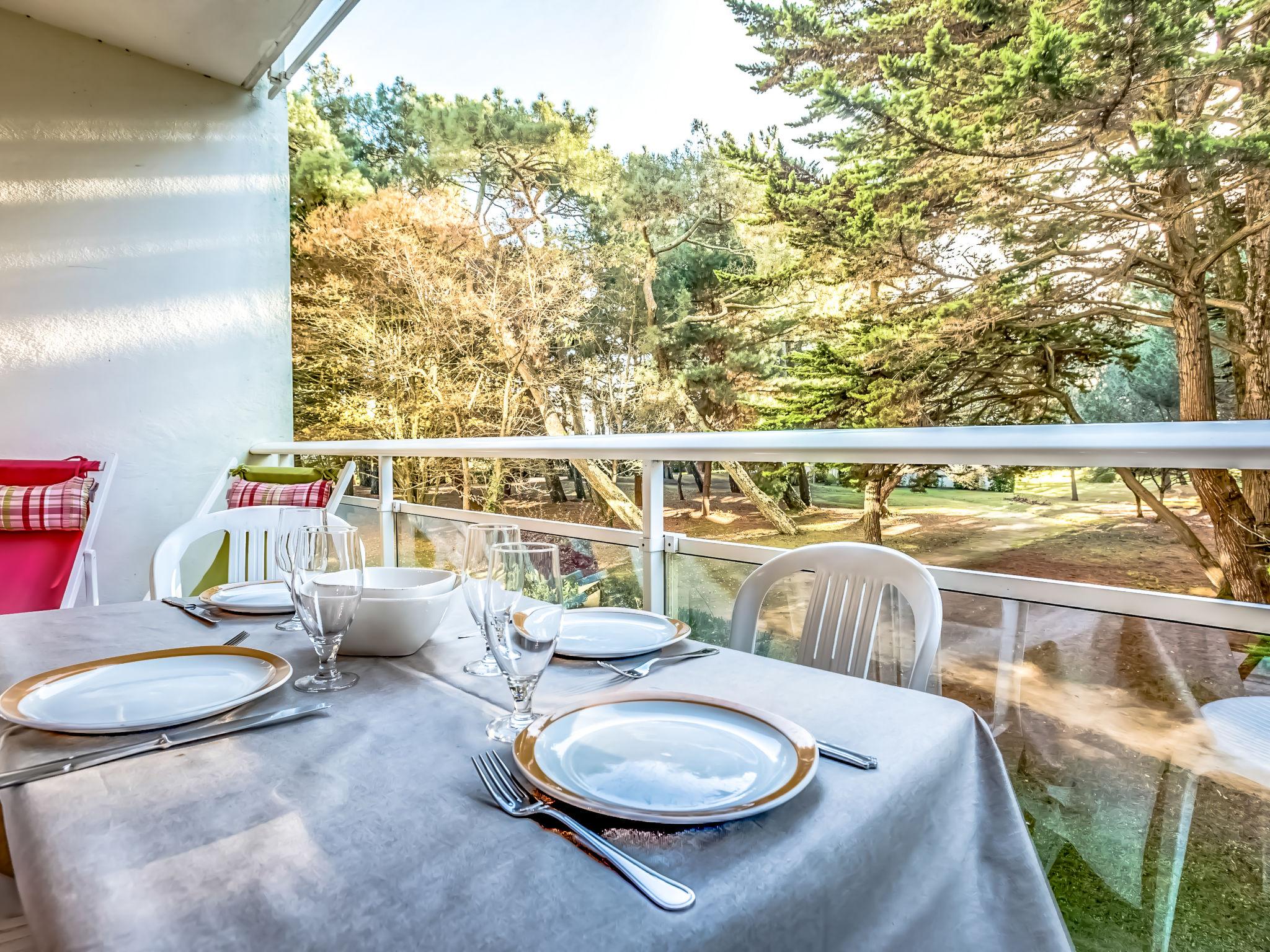 Photo 2 - Appartement de 2 chambres à Carnac avec jardin et vues à la mer