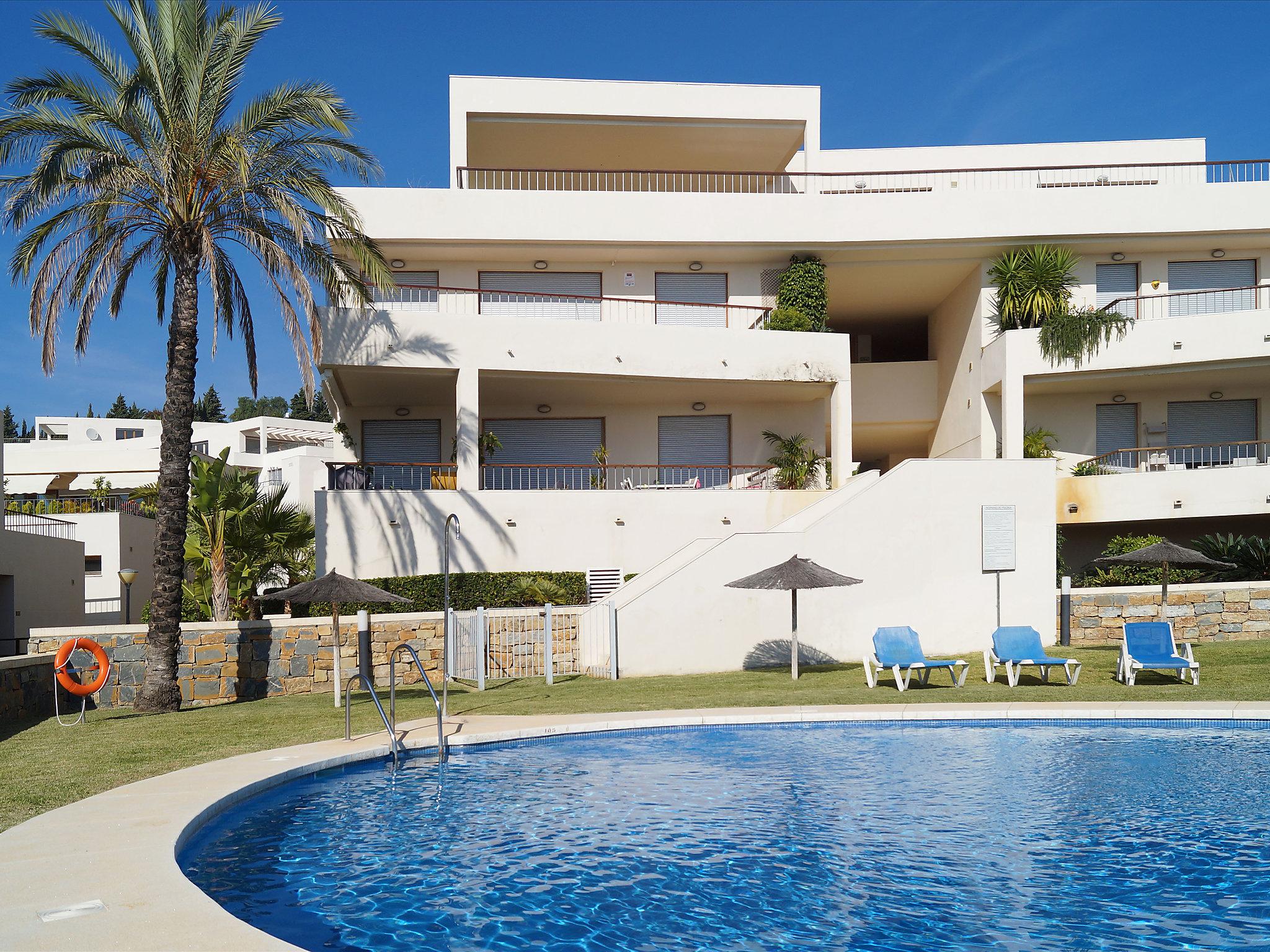 Foto 1 - Apartamento de 2 quartos em Marbella com piscina e vistas do mar