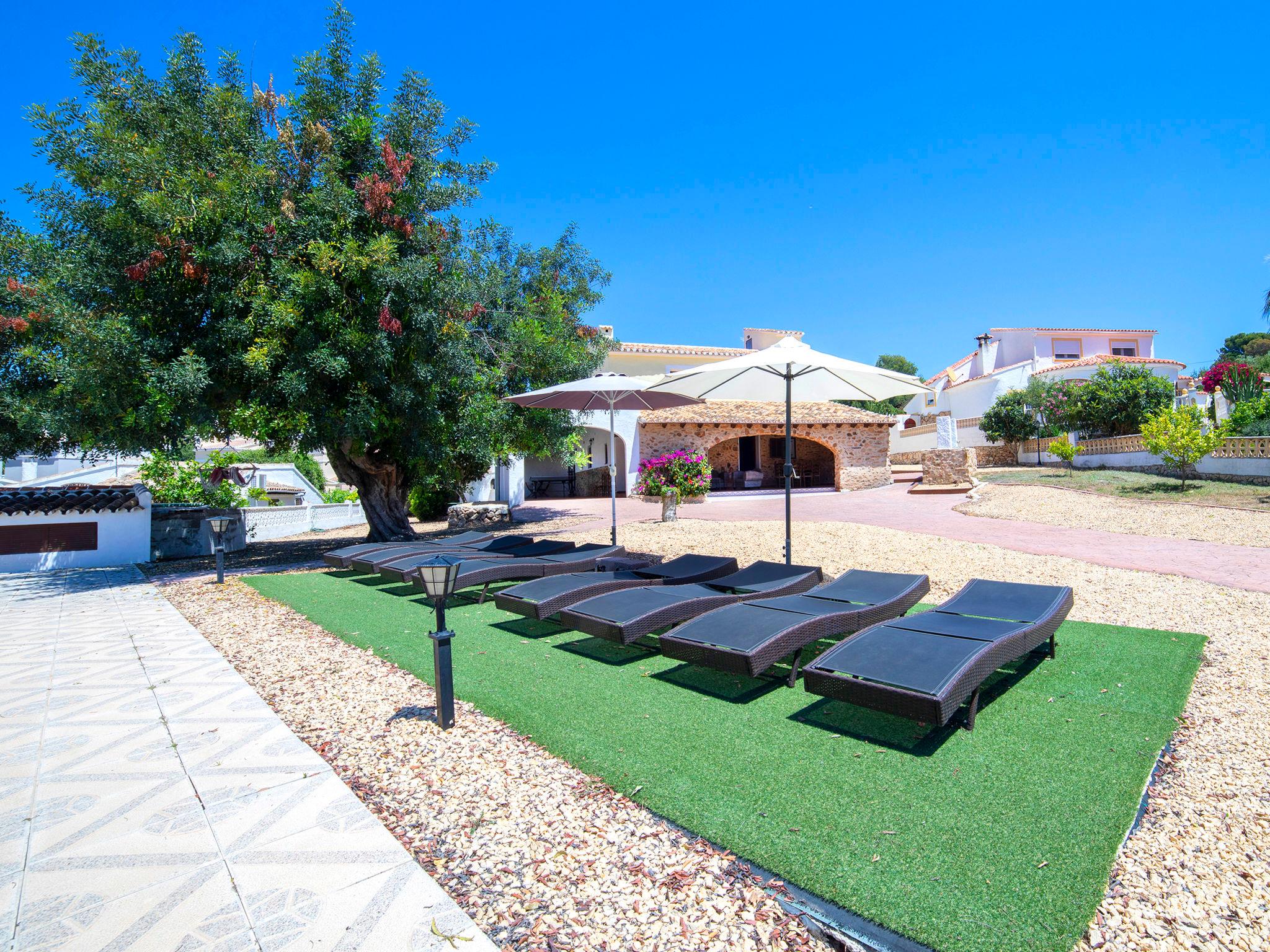 Photo 33 - 5 bedroom House in Calp with private pool and garden