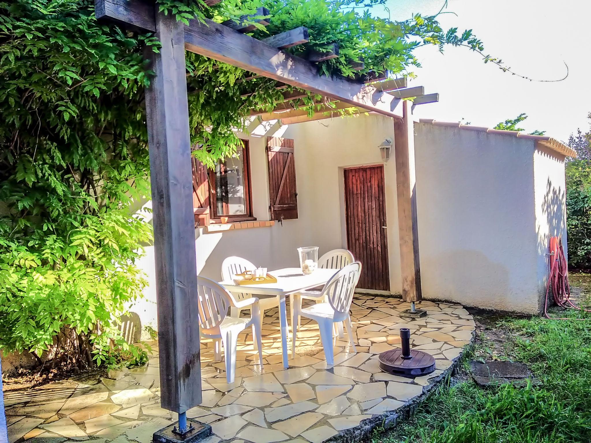 Photo 20 - Maison de 2 chambres à Salles-d'Aude avec jardin et terrasse