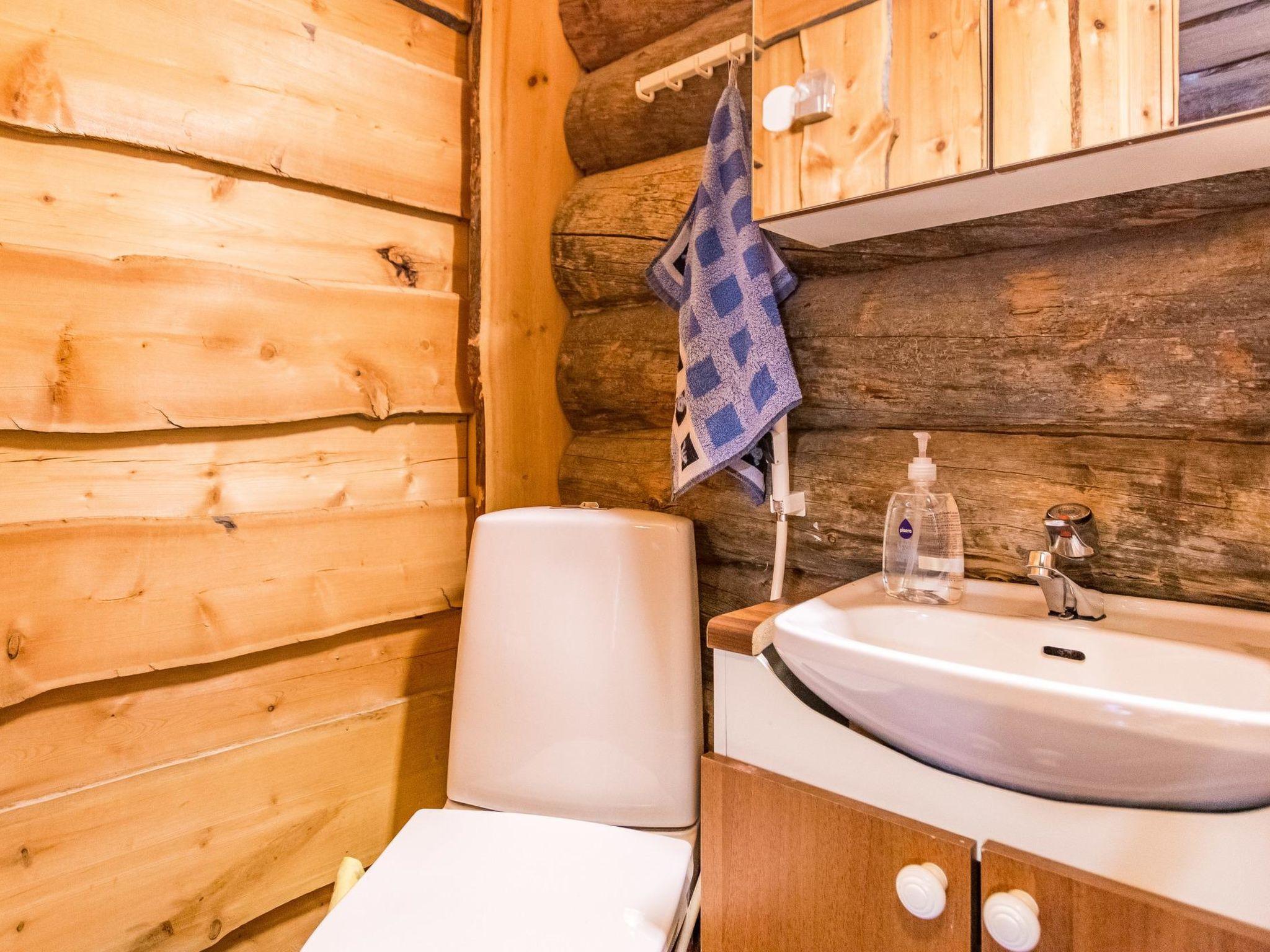Foto 19 - Casa de 2 habitaciones en Kuusamo con sauna y vistas a la montaña
