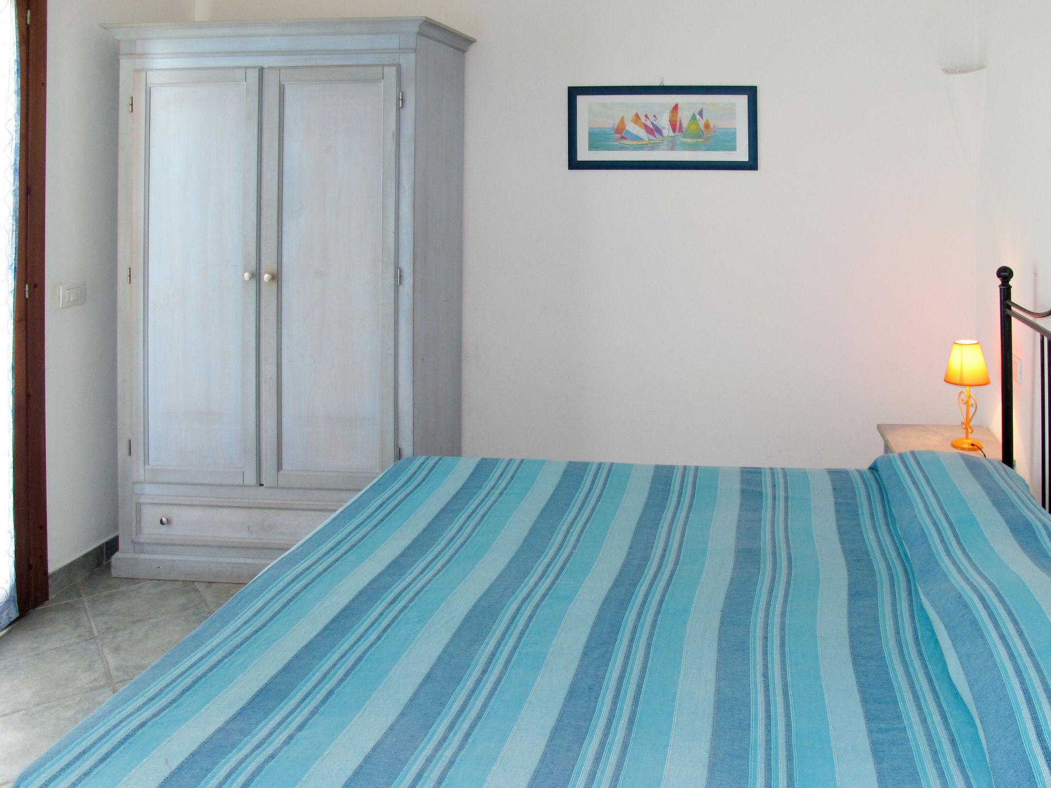 Photo 12 - 1 bedroom Apartment in Palau with swimming pool and sea view