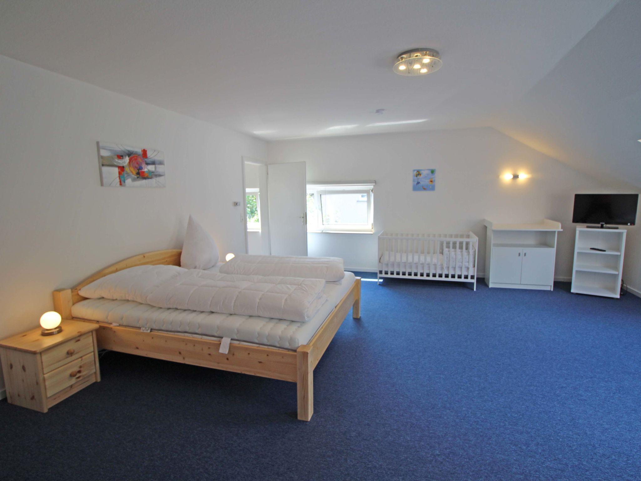 Foto 9 - Appartamento con 3 camere da letto a Immerath con giardino e vista sulle montagne