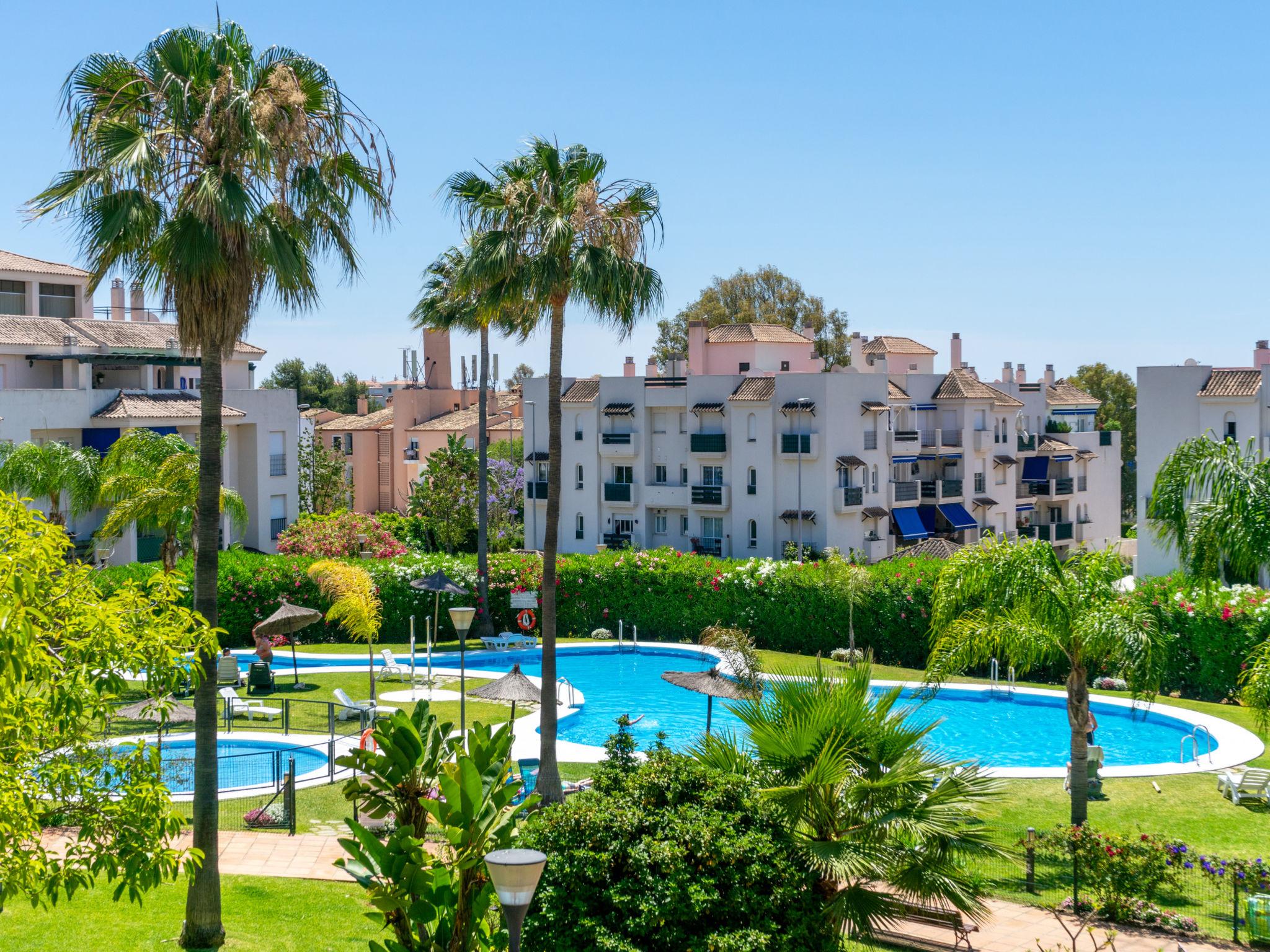 Photo 1 - Appartement de 1 chambre à Marbella avec piscine et vues à la mer