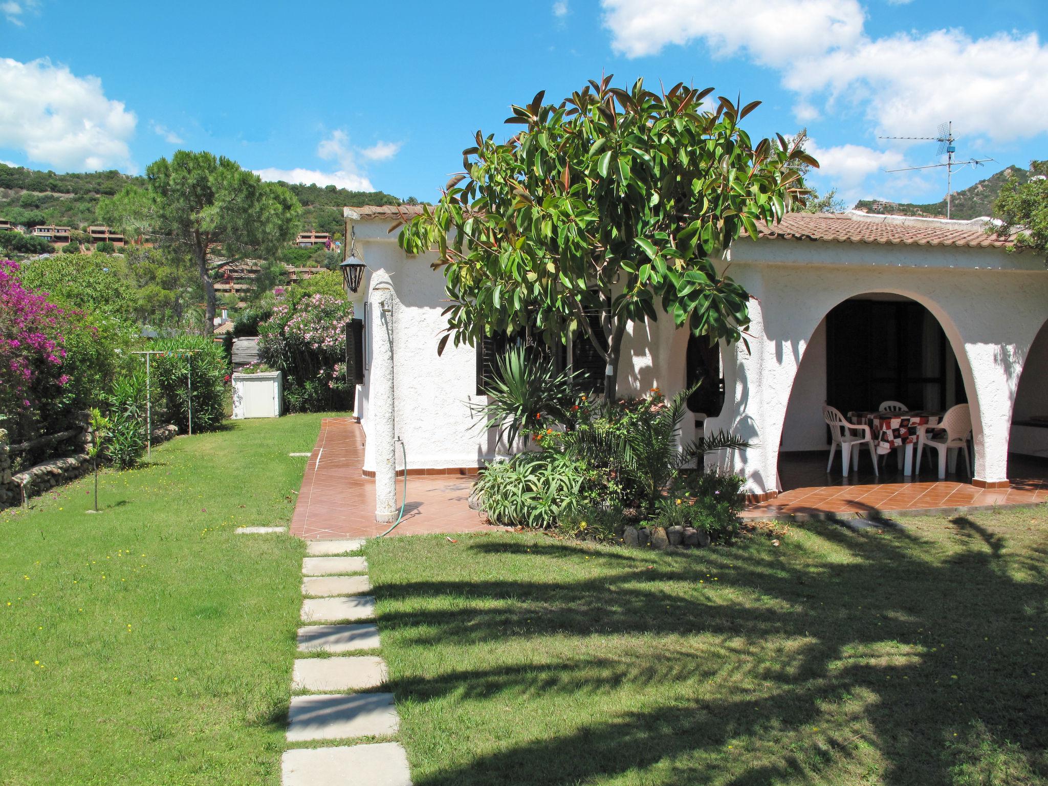 Foto 19 - Casa de 3 quartos em Muravera com jardim e terraço