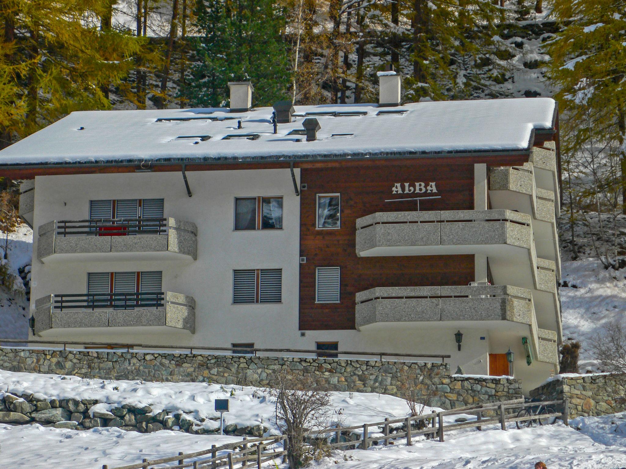 Foto 16 - Apartment mit 1 Schlafzimmer in Zermatt mit blick auf die berge