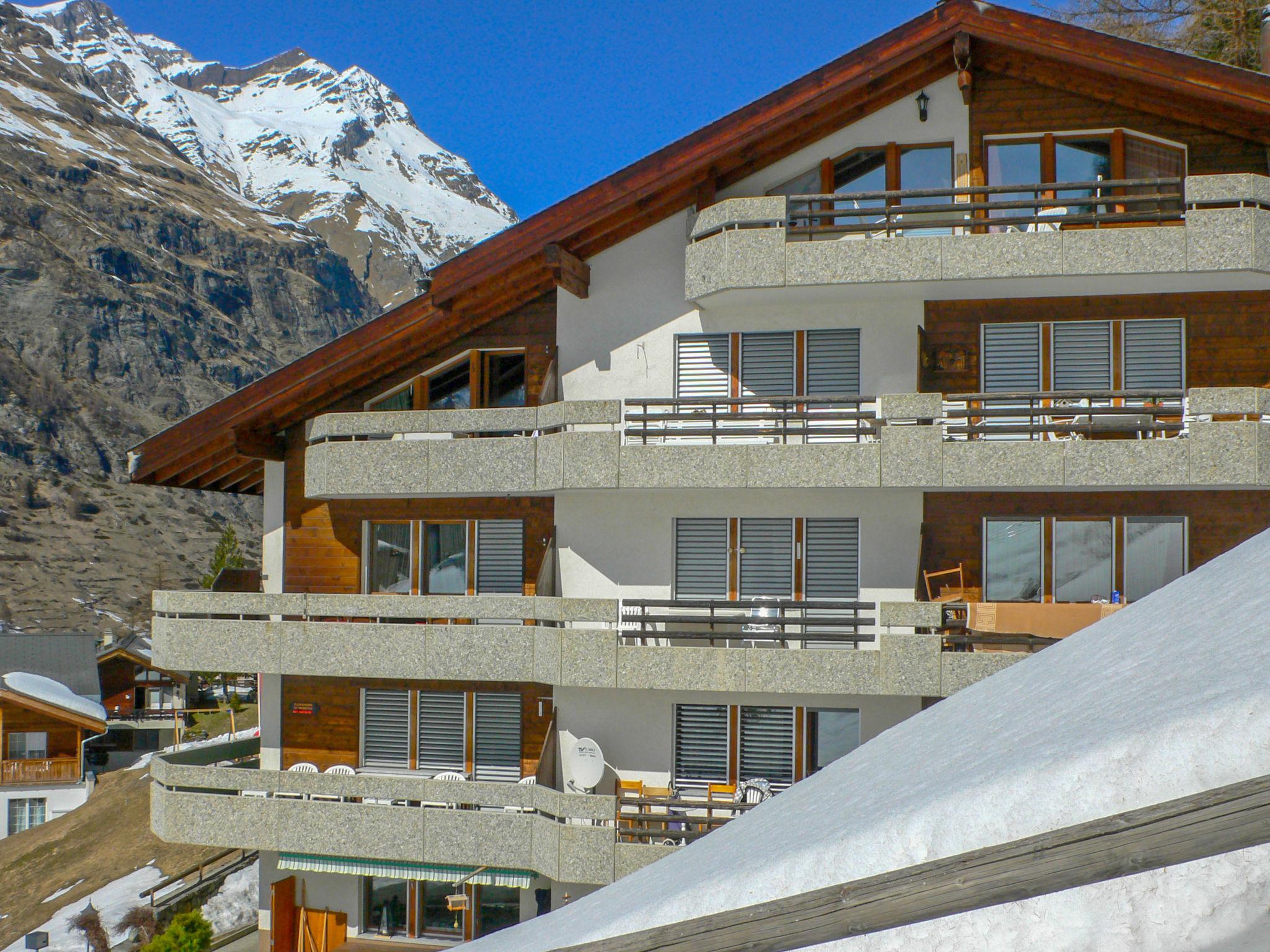 Foto 15 - Appartamento con 1 camera da letto a Zermatt con vista sulle montagne