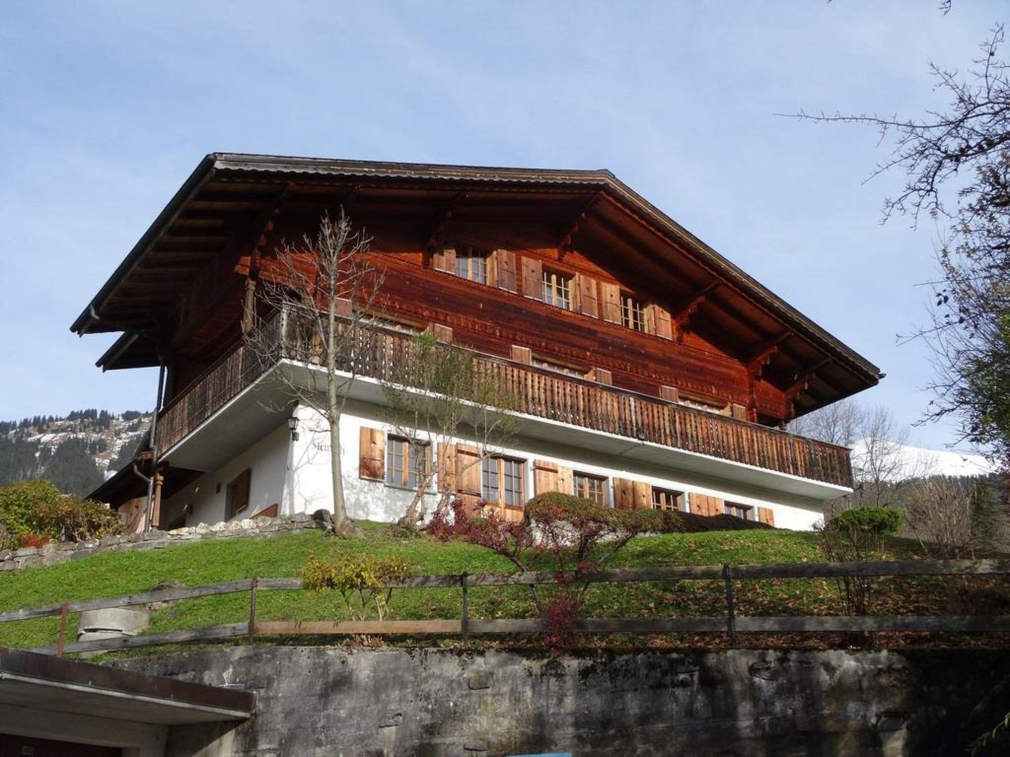 Photo 1 - 4 bedroom Apartment in Lenk