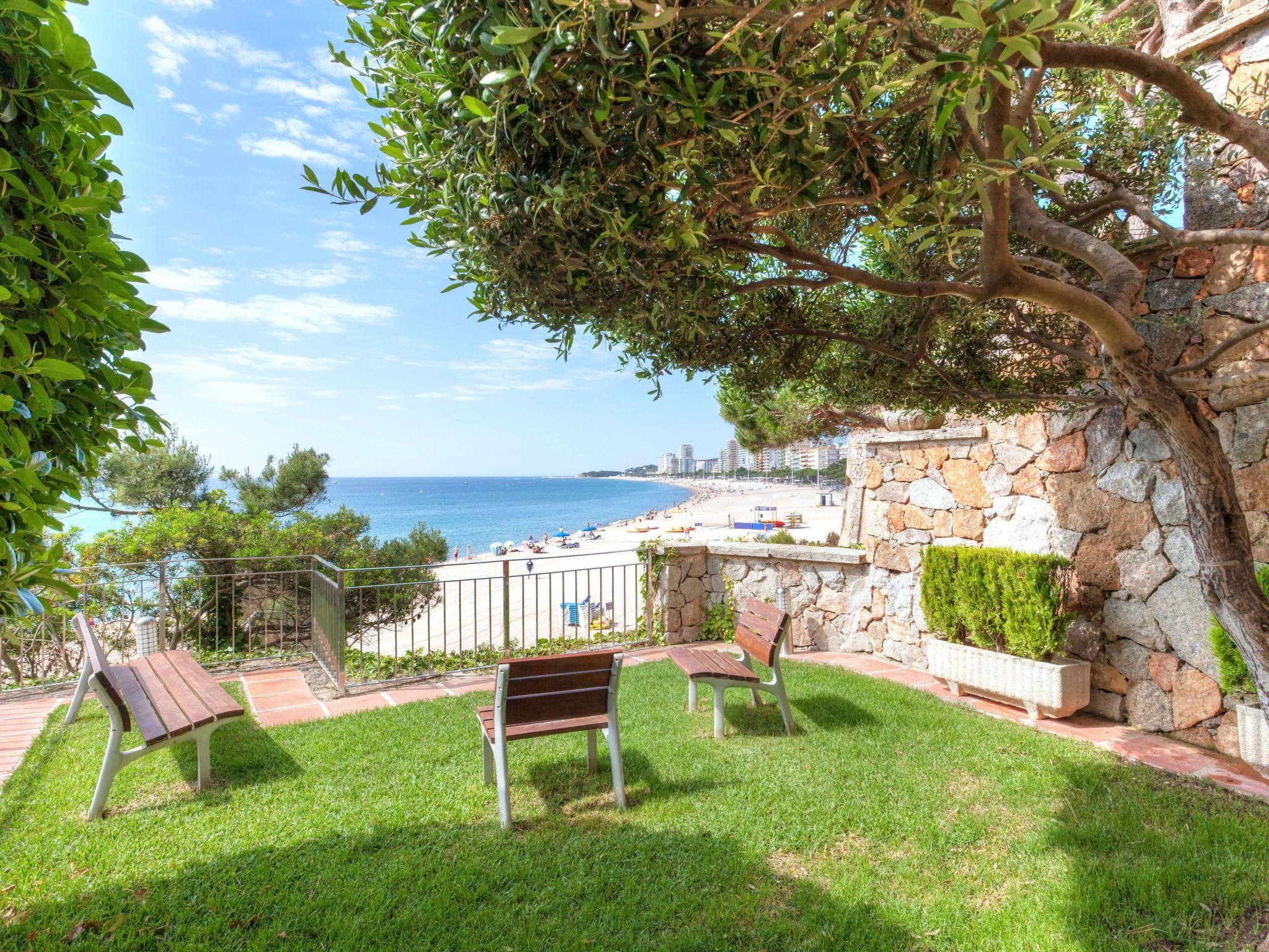 Foto 3 - Casa con 1 camera da letto a Castell-Platja d'Aro con piscina privata e vista mare