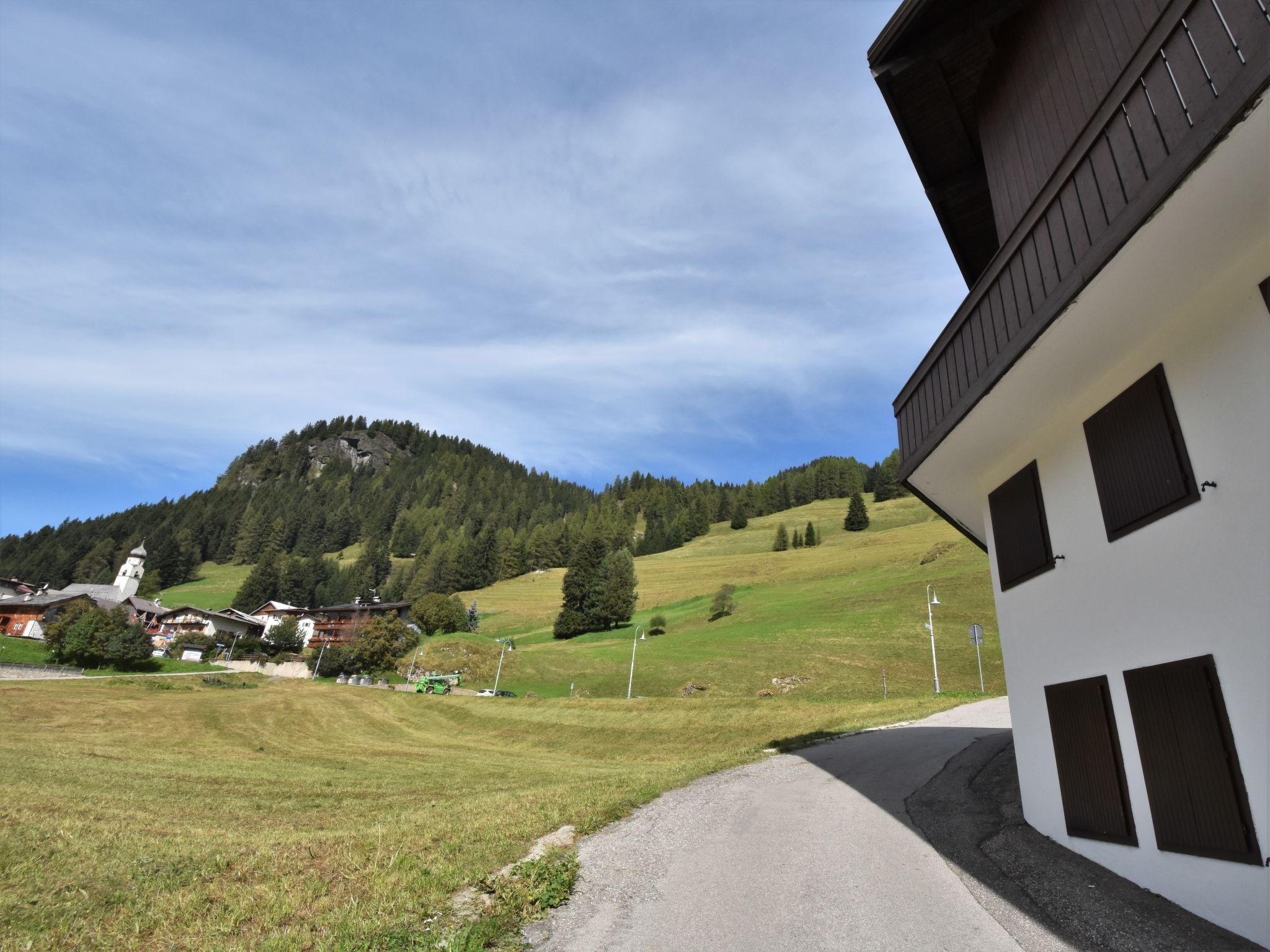 Photo 21 - Appartement de 2 chambres à Canazei avec vues sur la montagne