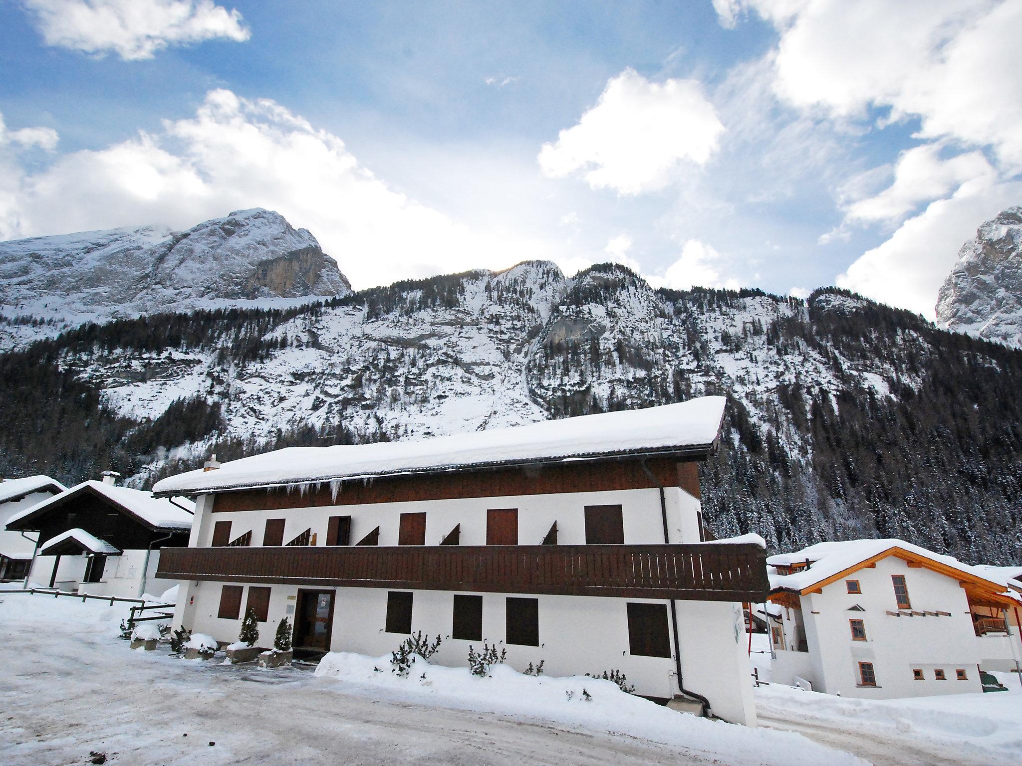 Photo 24 - Appartement de 2 chambres à Canazei avec vues sur la montagne