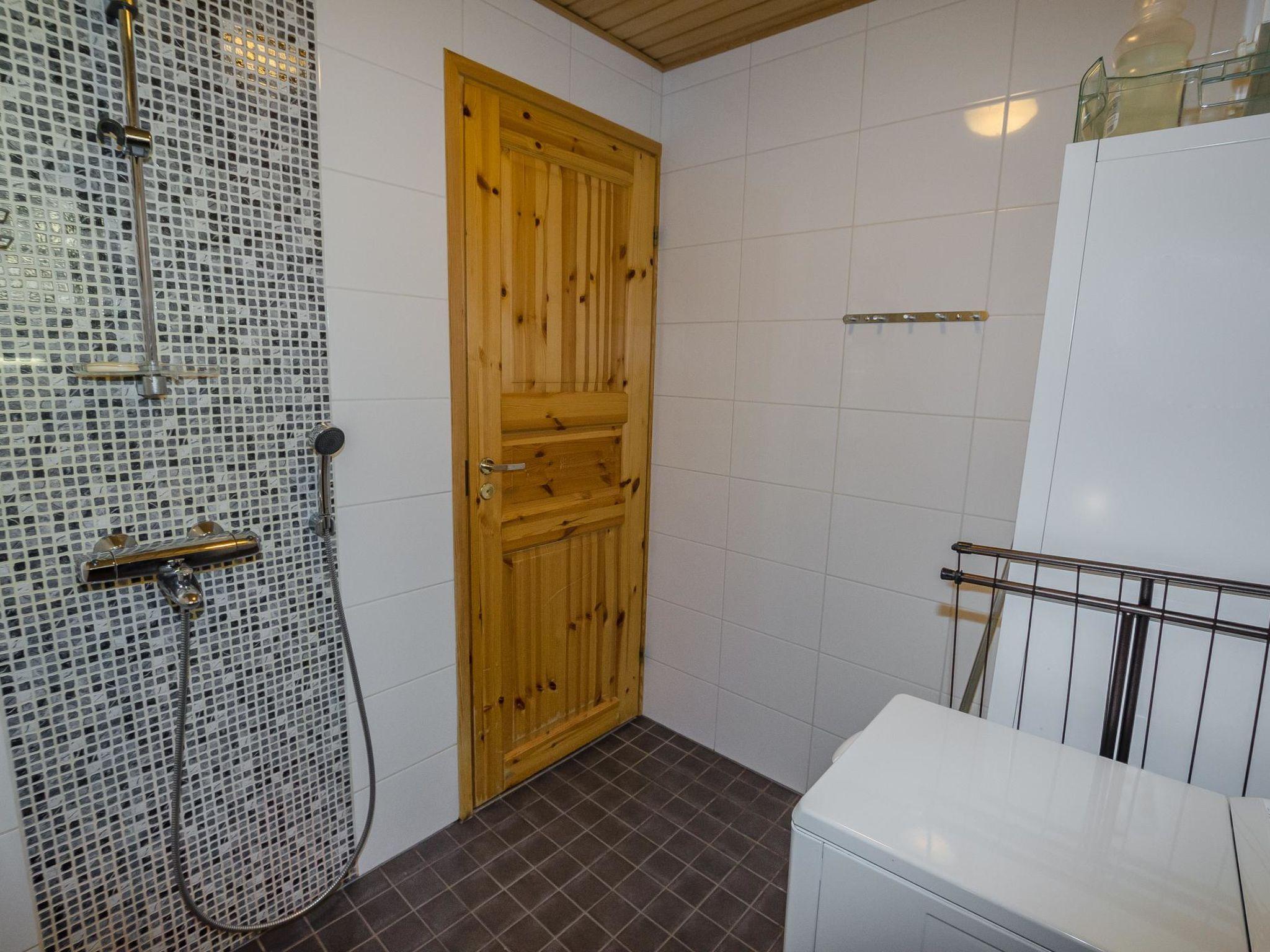Foto 14 - Haus mit 1 Schlafzimmer in Lieksa mit sauna