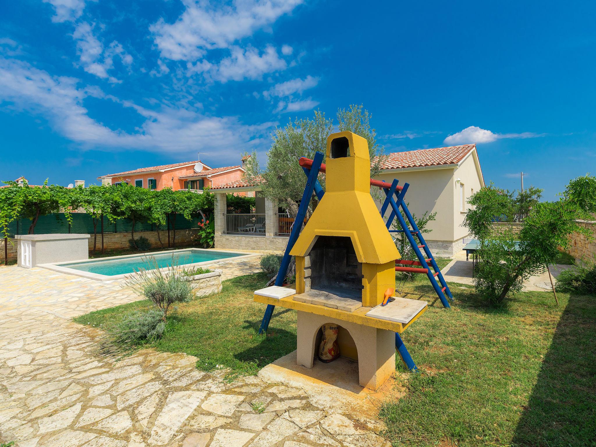 Photo 12 - Maison de 2 chambres à Vodnjan avec piscine privée et jardin