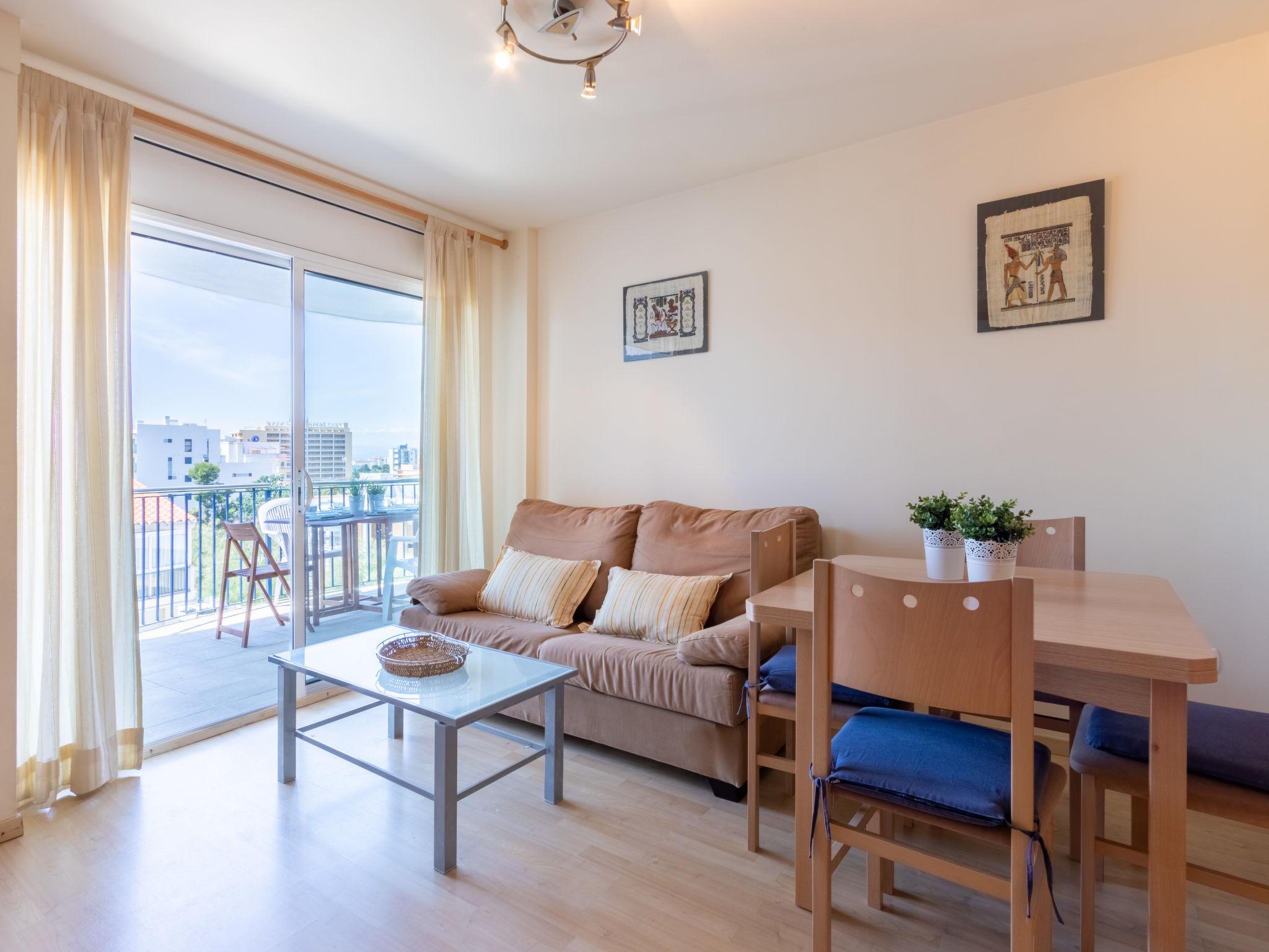Foto 6 - Apartamento de 2 quartos em Roses com terraço e vistas do mar