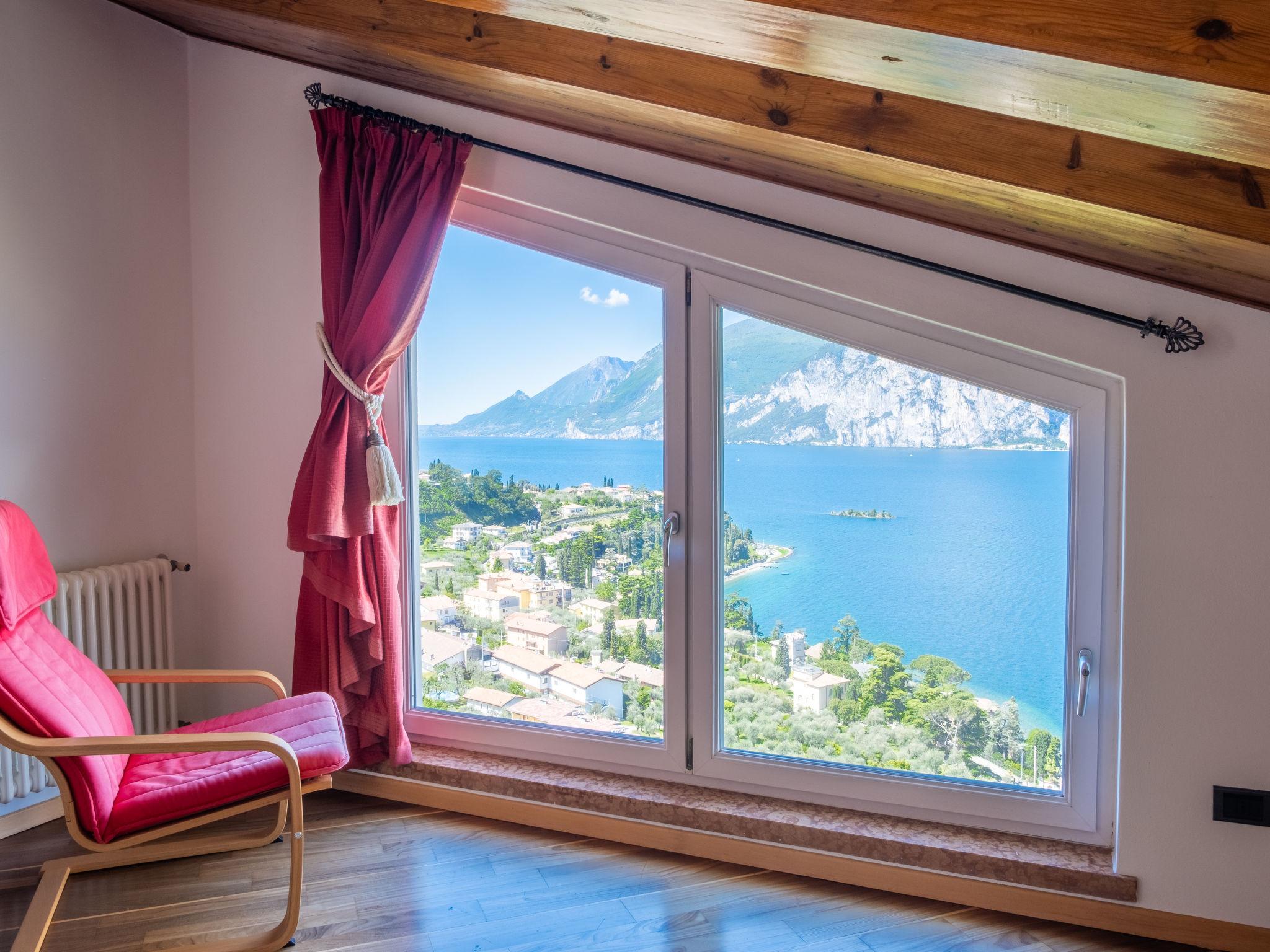 Foto 4 - Casa de 4 quartos em Malcesine com jardim e terraço