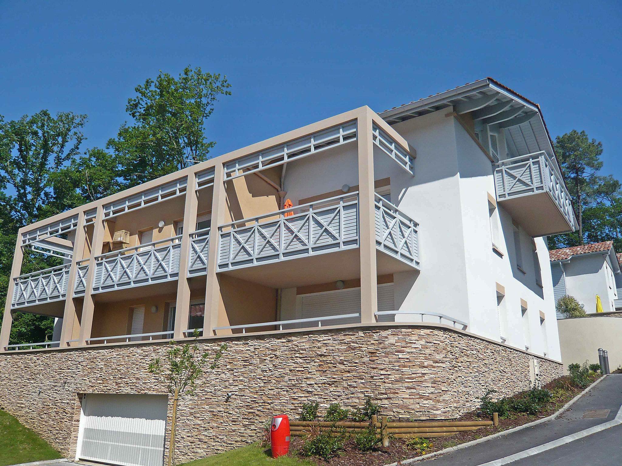 Foto 5 - Apartamento de 2 habitaciones en Anglet con piscina y terraza