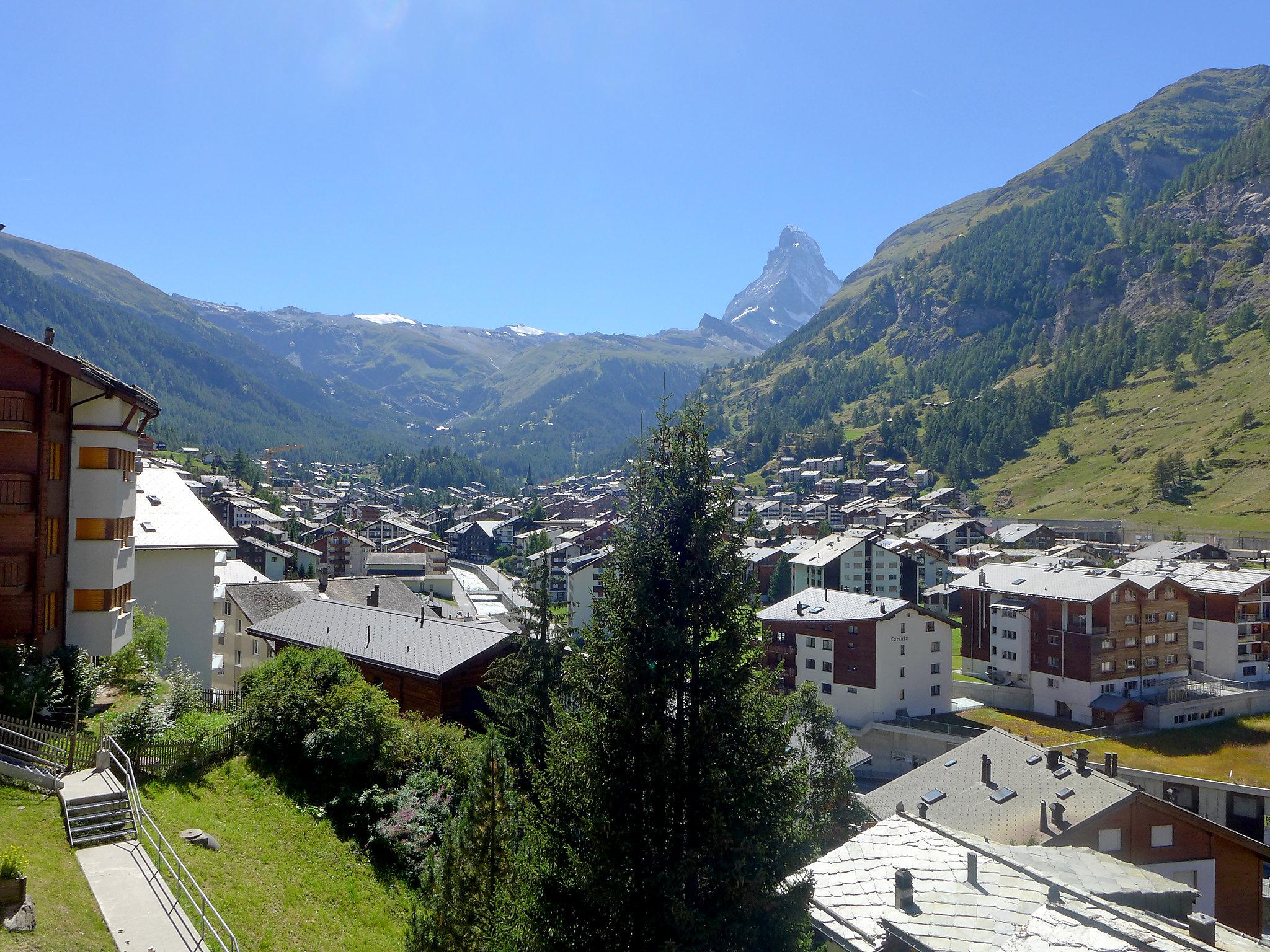 Foto 1 - Apartment mit 3 Schlafzimmern in Zermatt mit blick auf die berge