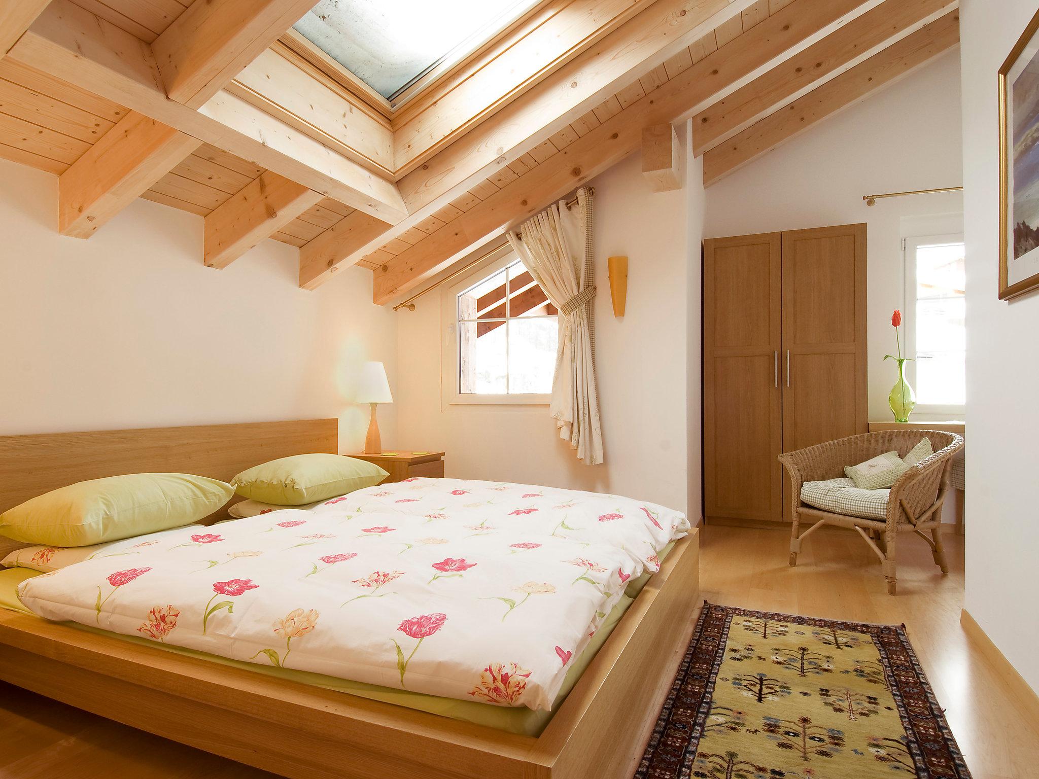 Foto 6 - Apartment mit 3 Schlafzimmern in Zermatt mit blick auf die berge