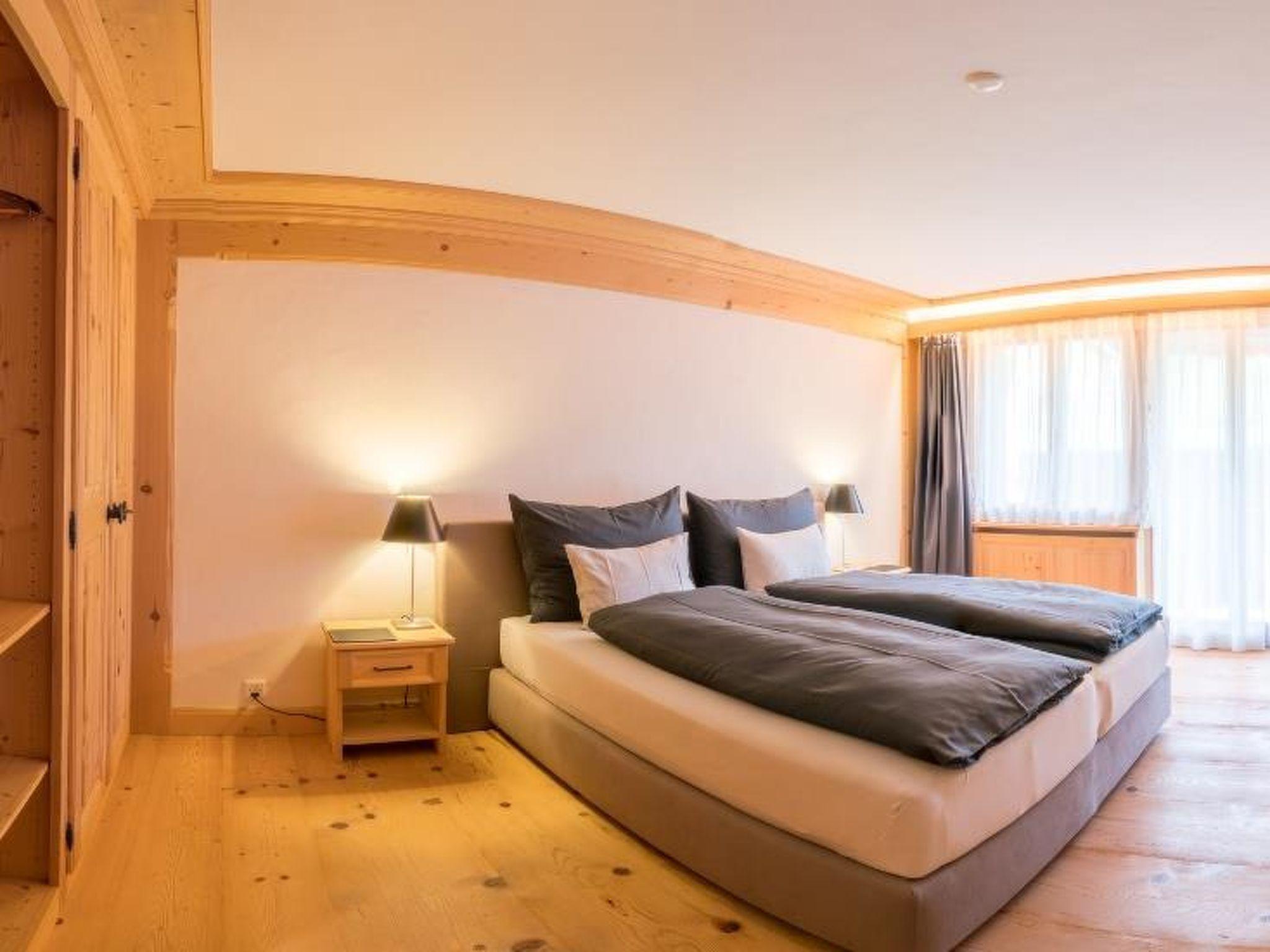 Foto 10 - Apartment mit 3 Schlafzimmern in Saanen