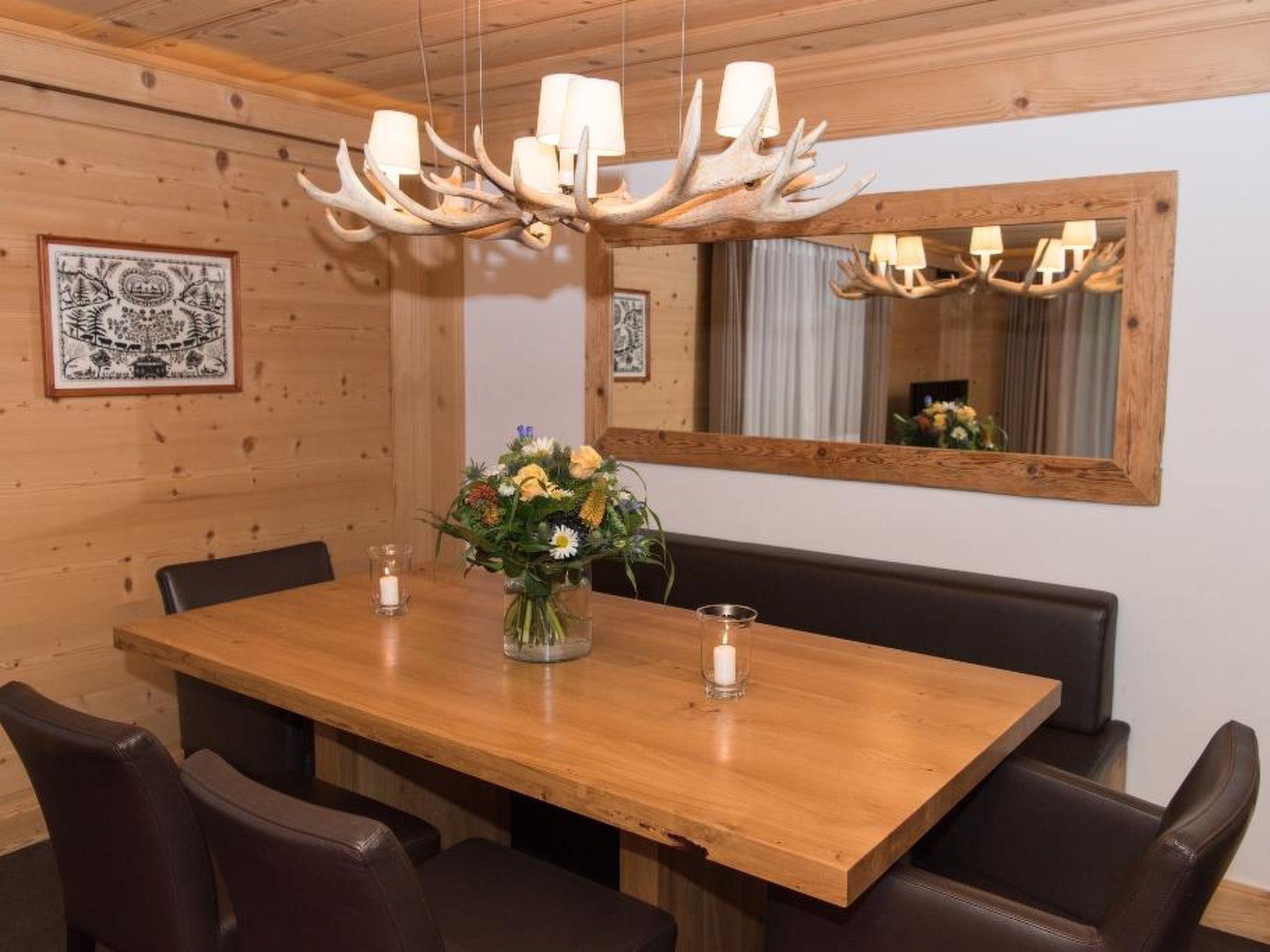 Photo 9 - 3 bedroom Apartment in Saanen