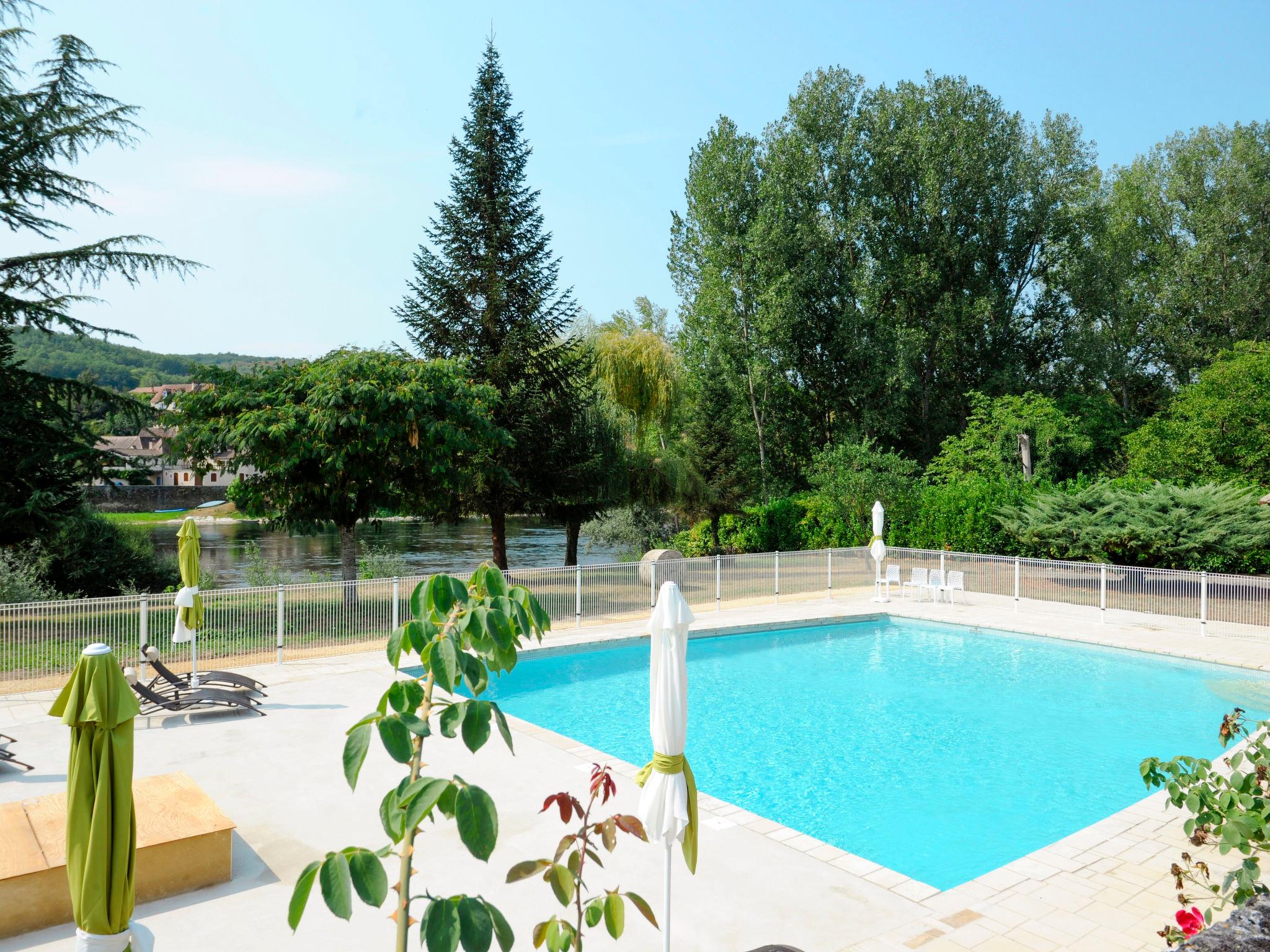 Photo 2 - Appartement de 2 chambres à Saint-Vincent-de-Cosse avec piscine et jardin