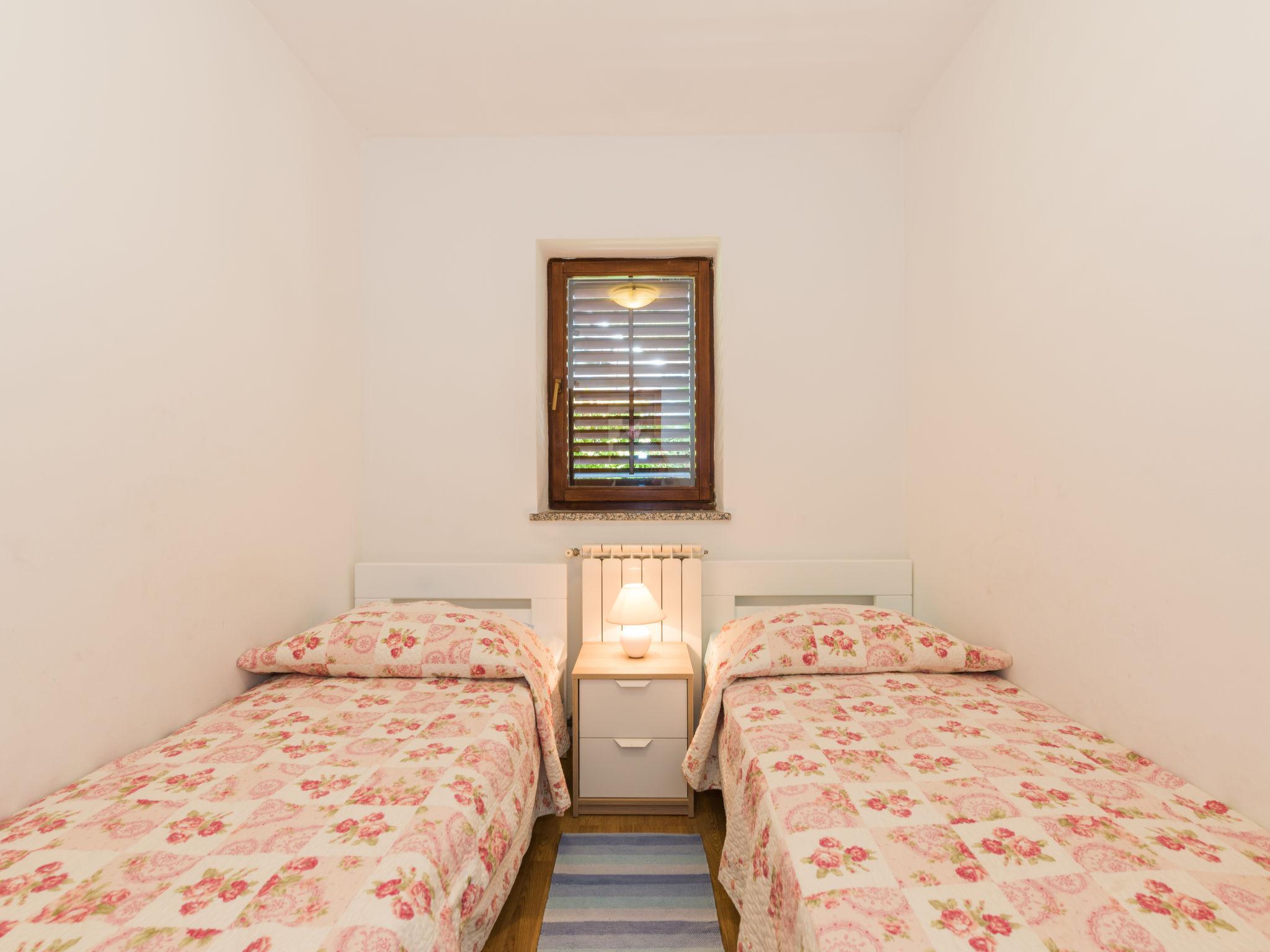 Foto 9 - Appartamento con 2 camere da letto a Labin con vista mare