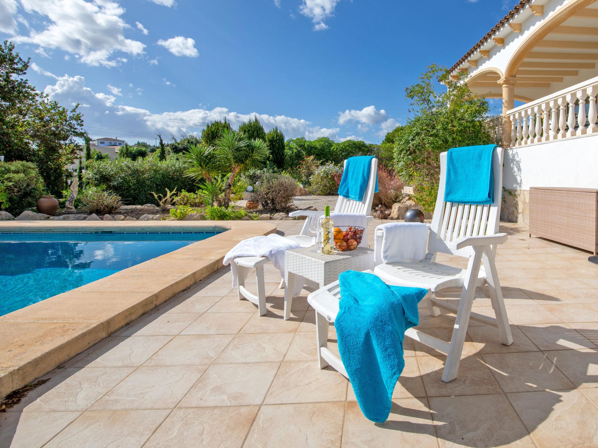 Foto 25 - Casa con 3 camere da letto a Jávea con piscina privata e giardino