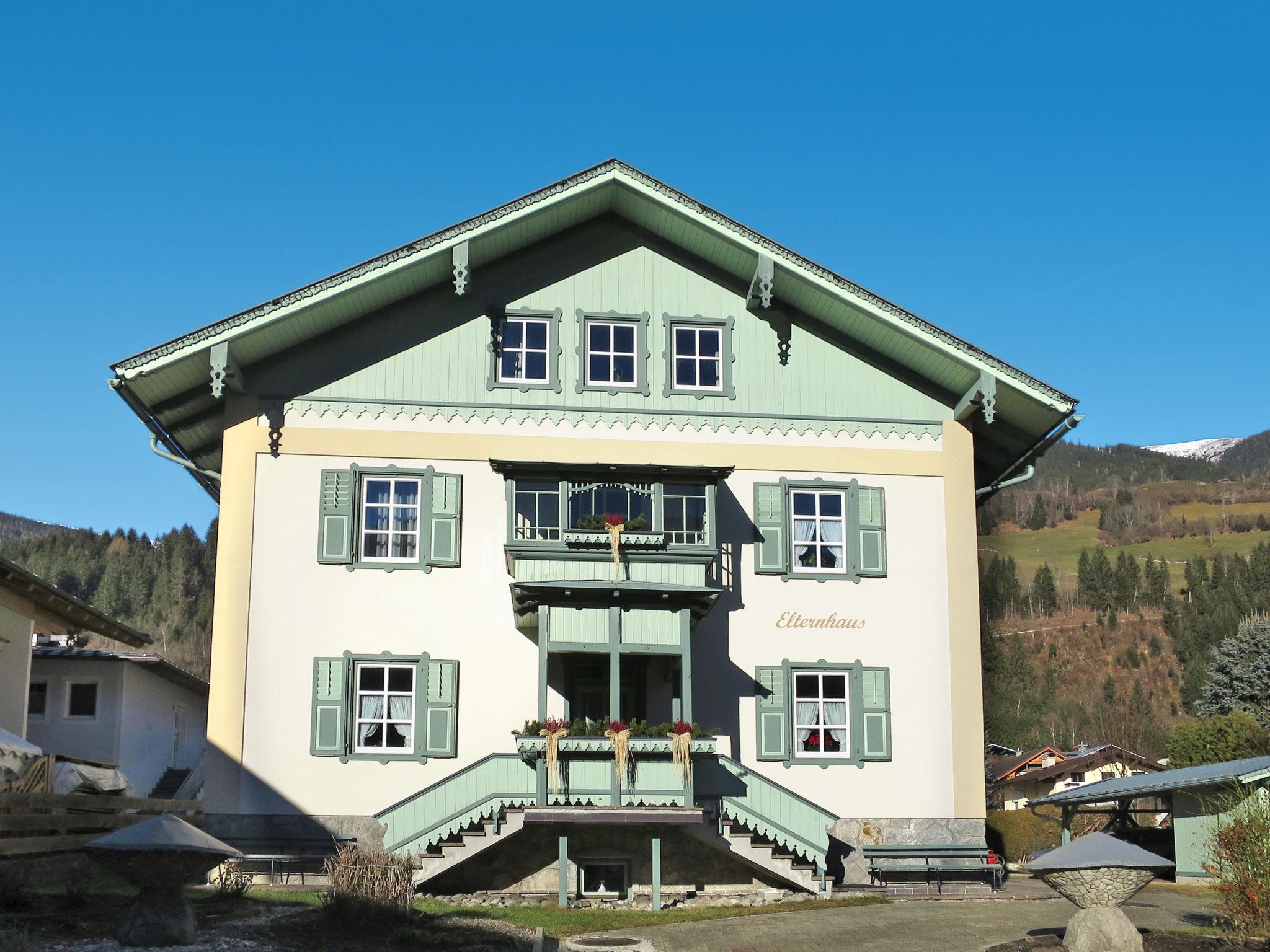 Photo 1 - Appartement de 3 chambres à Neukirchen am Großvenediger avec jardin et vues sur la montagne