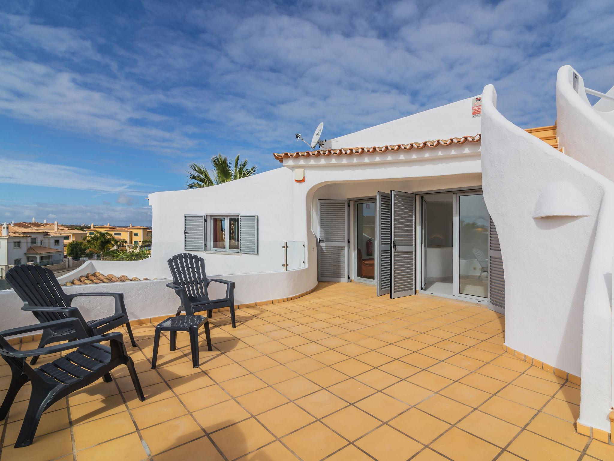 Foto 3 - Casa con 3 camere da letto a Albufeira con piscina privata e terrazza