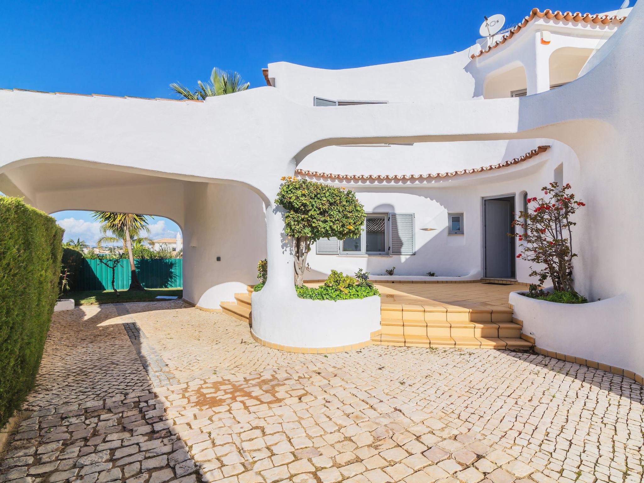 Foto 2 - Casa con 3 camere da letto a Albufeira con piscina privata e terrazza