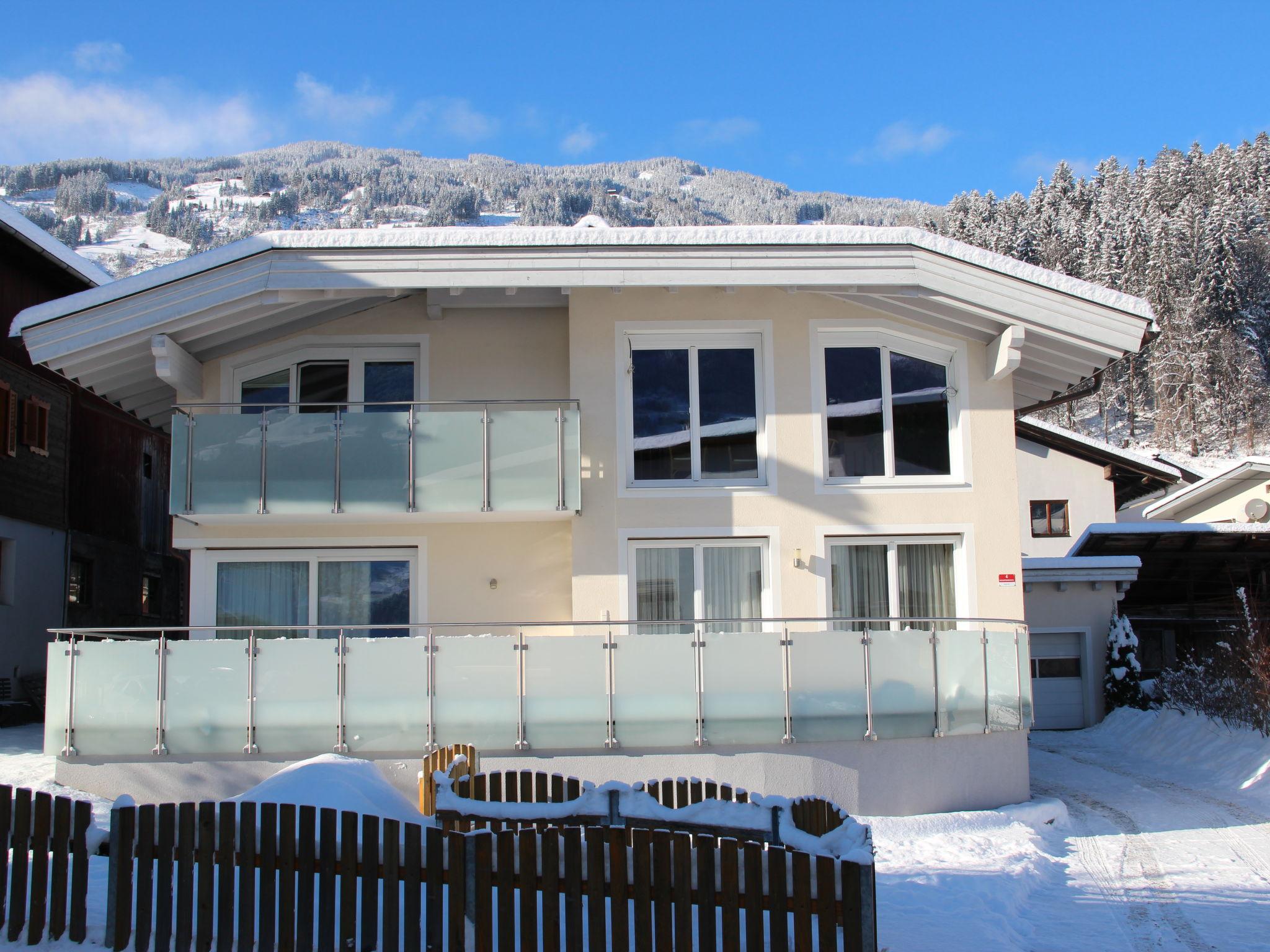 Foto 52 - Casa de 4 habitaciones en Fügen con jardín y vistas a la montaña