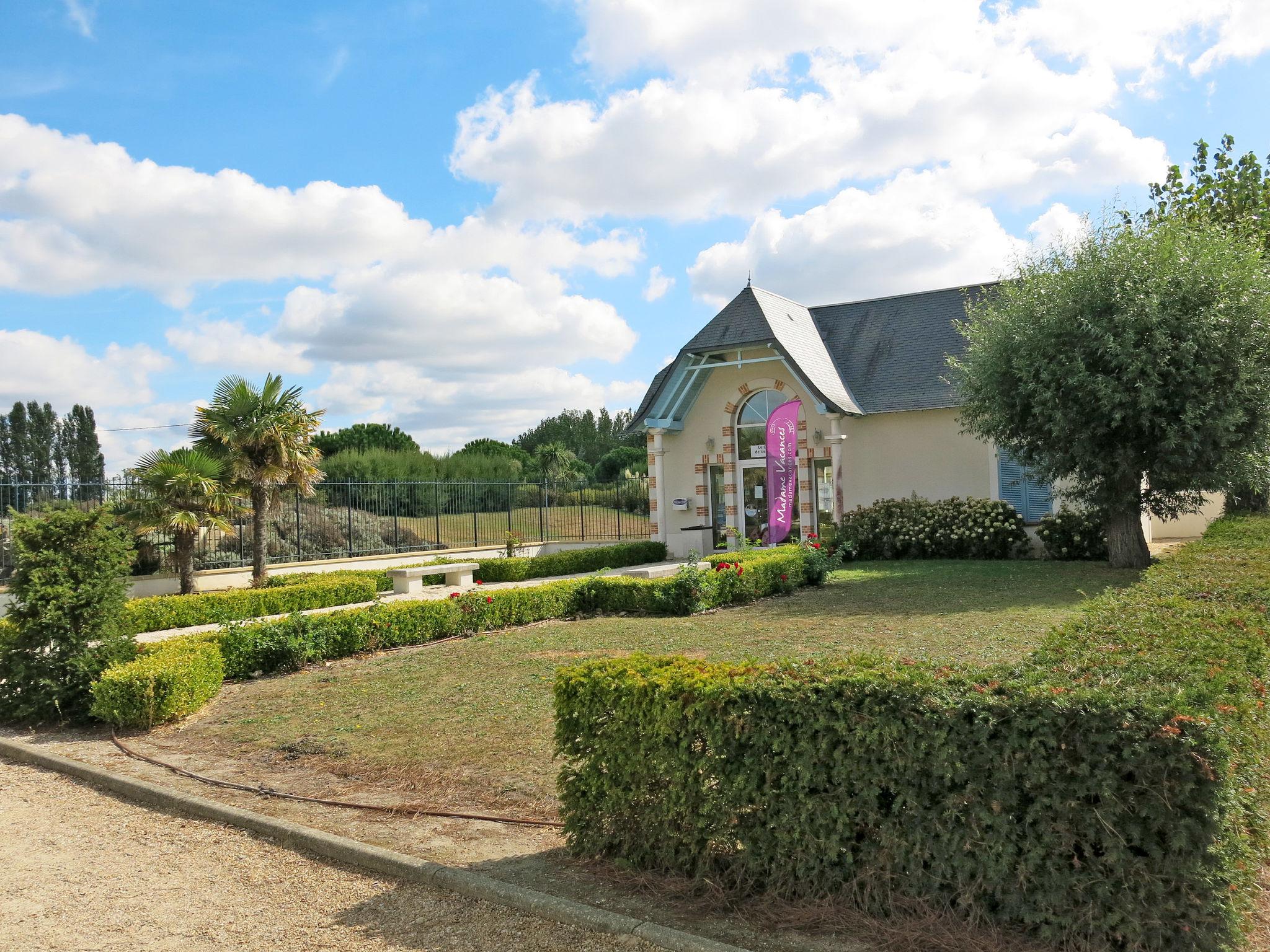 Foto 15 - Casa de 3 quartos em Saint-Jean-de-Monts com piscina privada e jardim