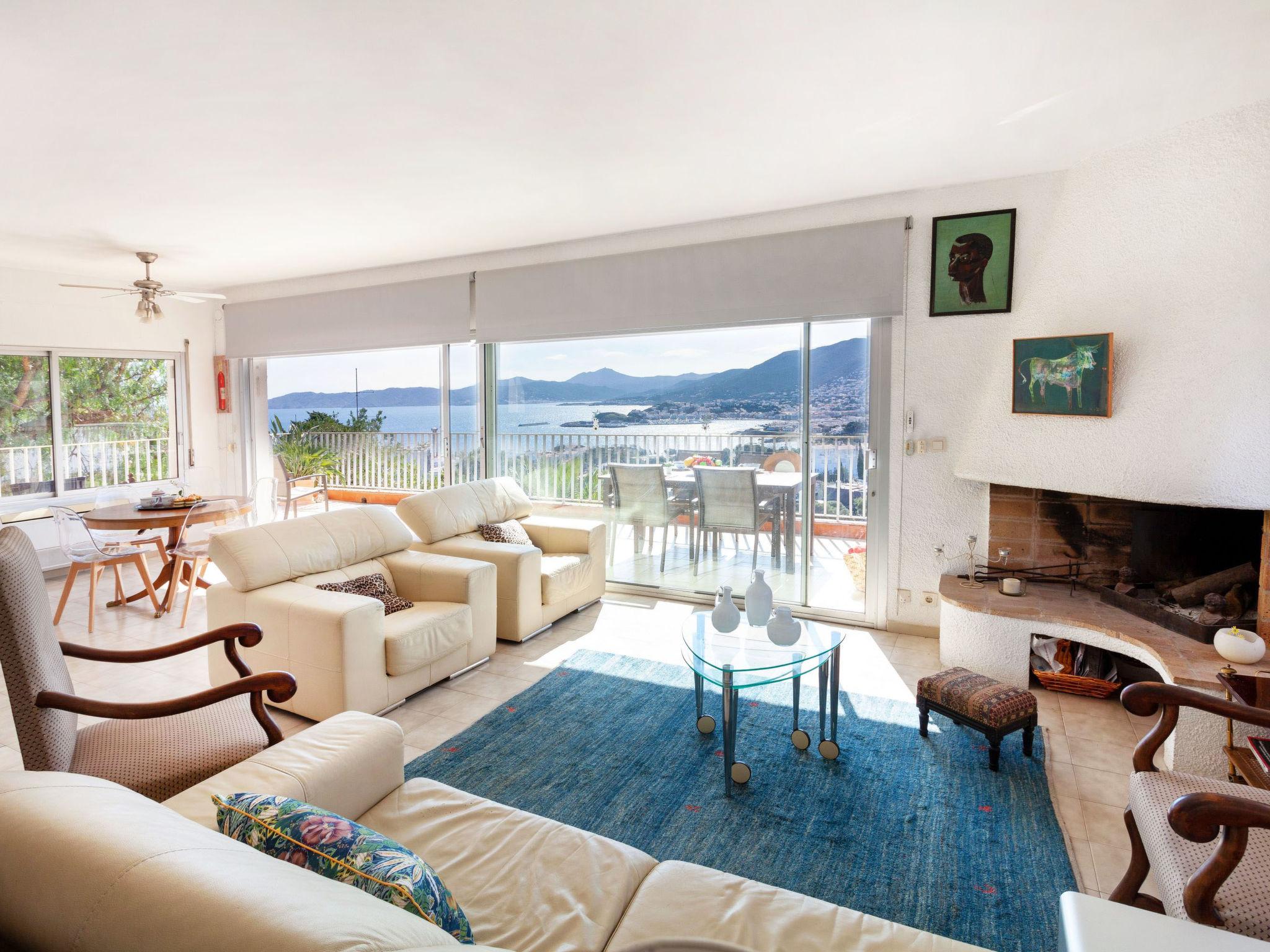 Foto 2 - Casa de 6 habitaciones en Llançà con piscina privada y vistas al mar