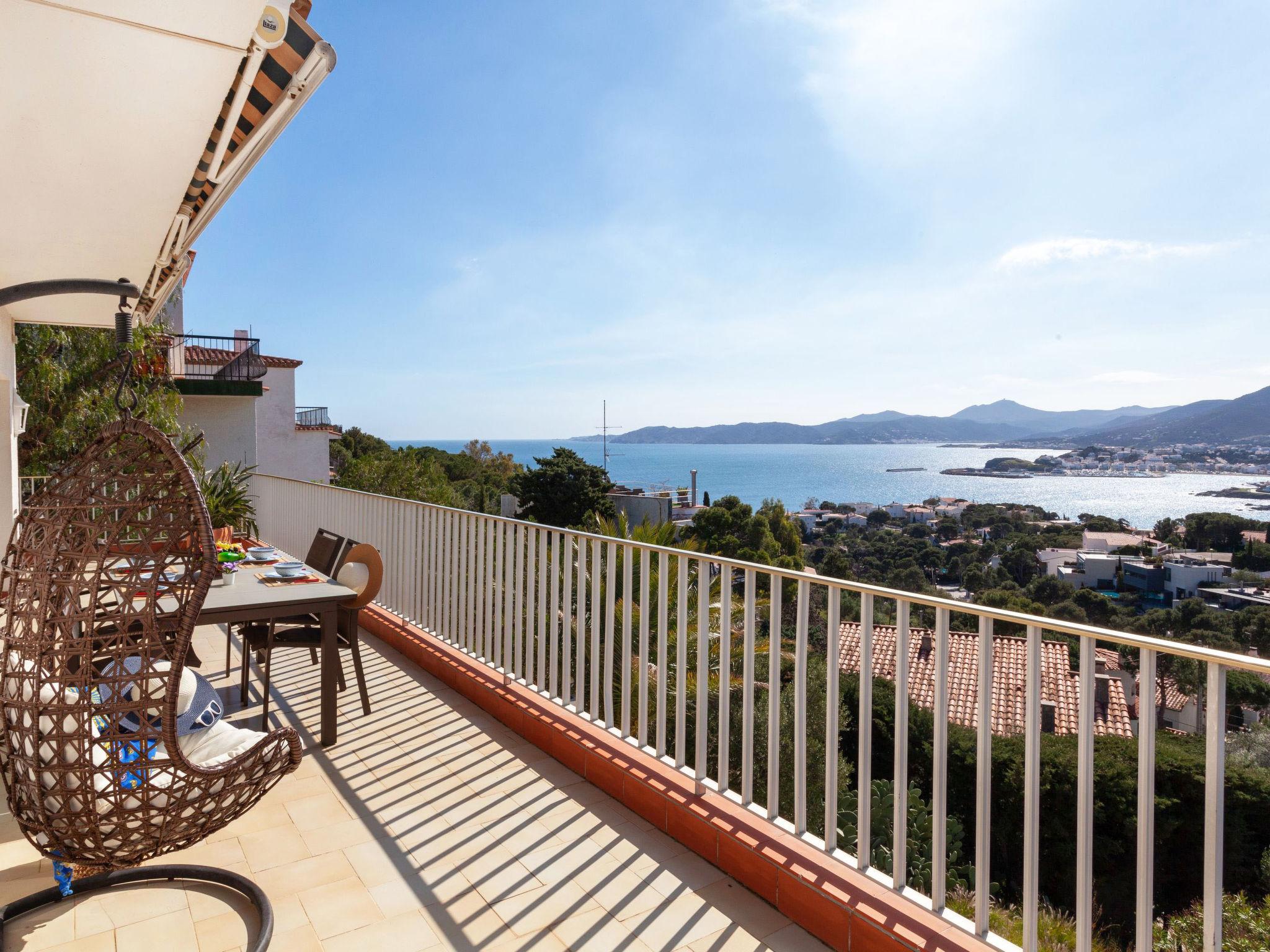 Photo 23 - Maison de 6 chambres à Llançà avec piscine privée et jardin