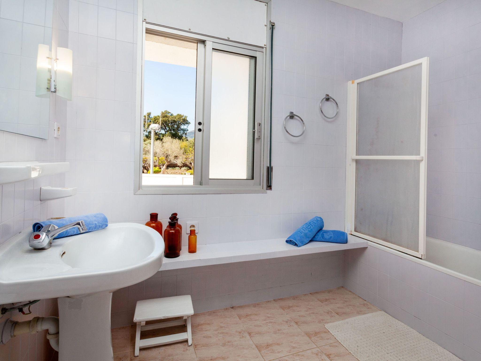 Foto 23 - Casa con 6 camere da letto a Llançà con piscina privata e vista mare