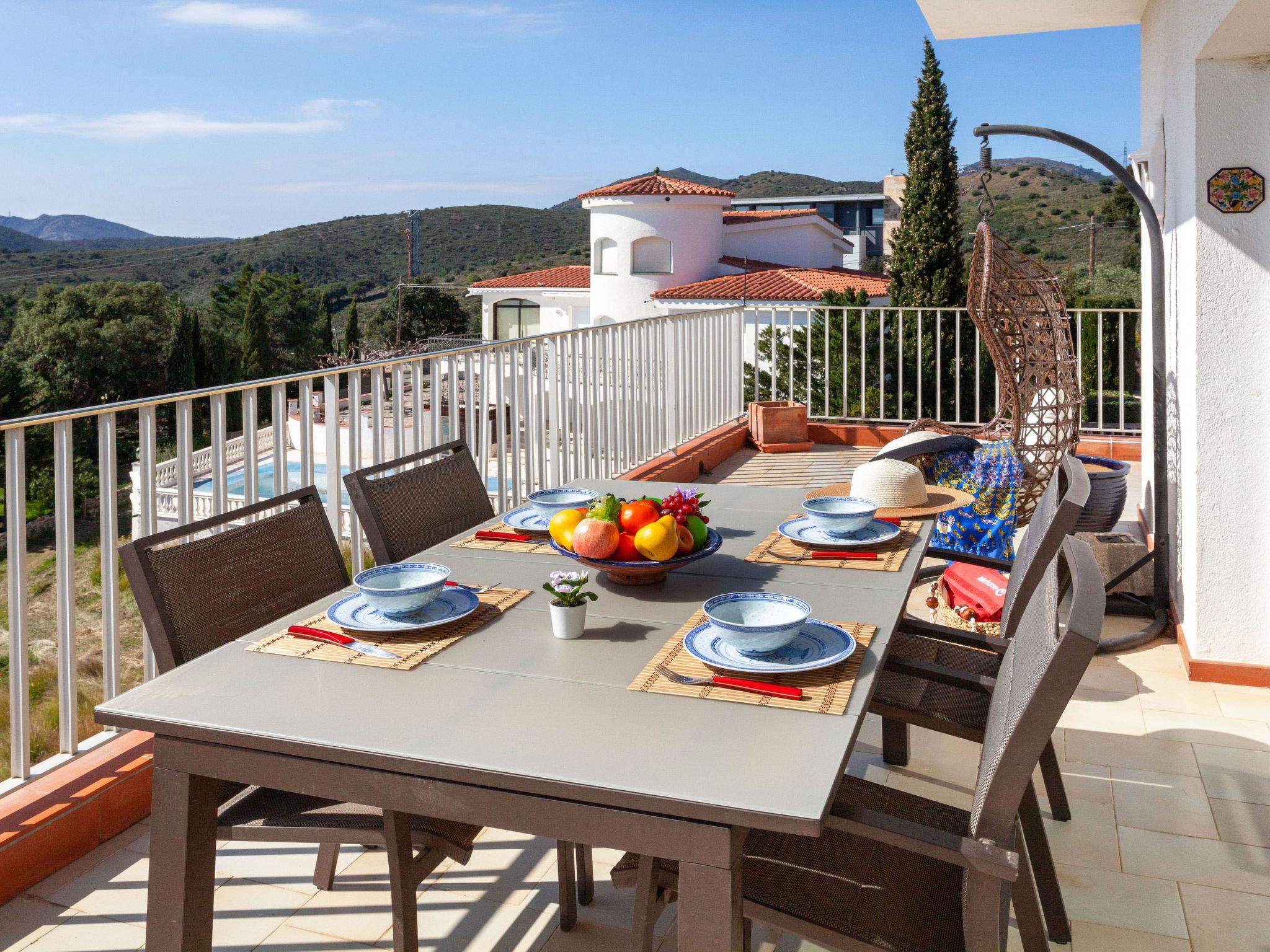 Photo 24 - Maison de 6 chambres à Llançà avec piscine privée et jardin