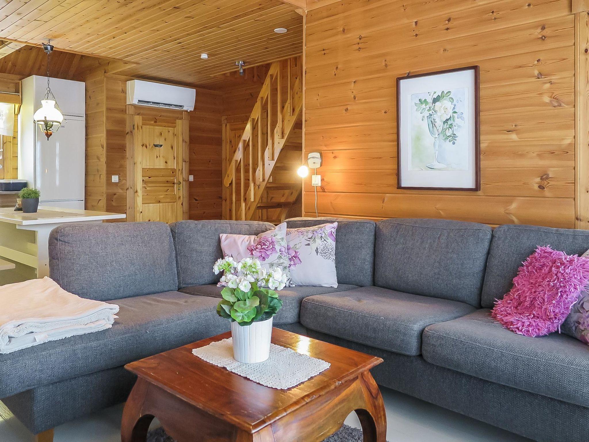 Foto 11 - Haus mit 2 Schlafzimmern in Sodankylä mit sauna und blick auf die berge