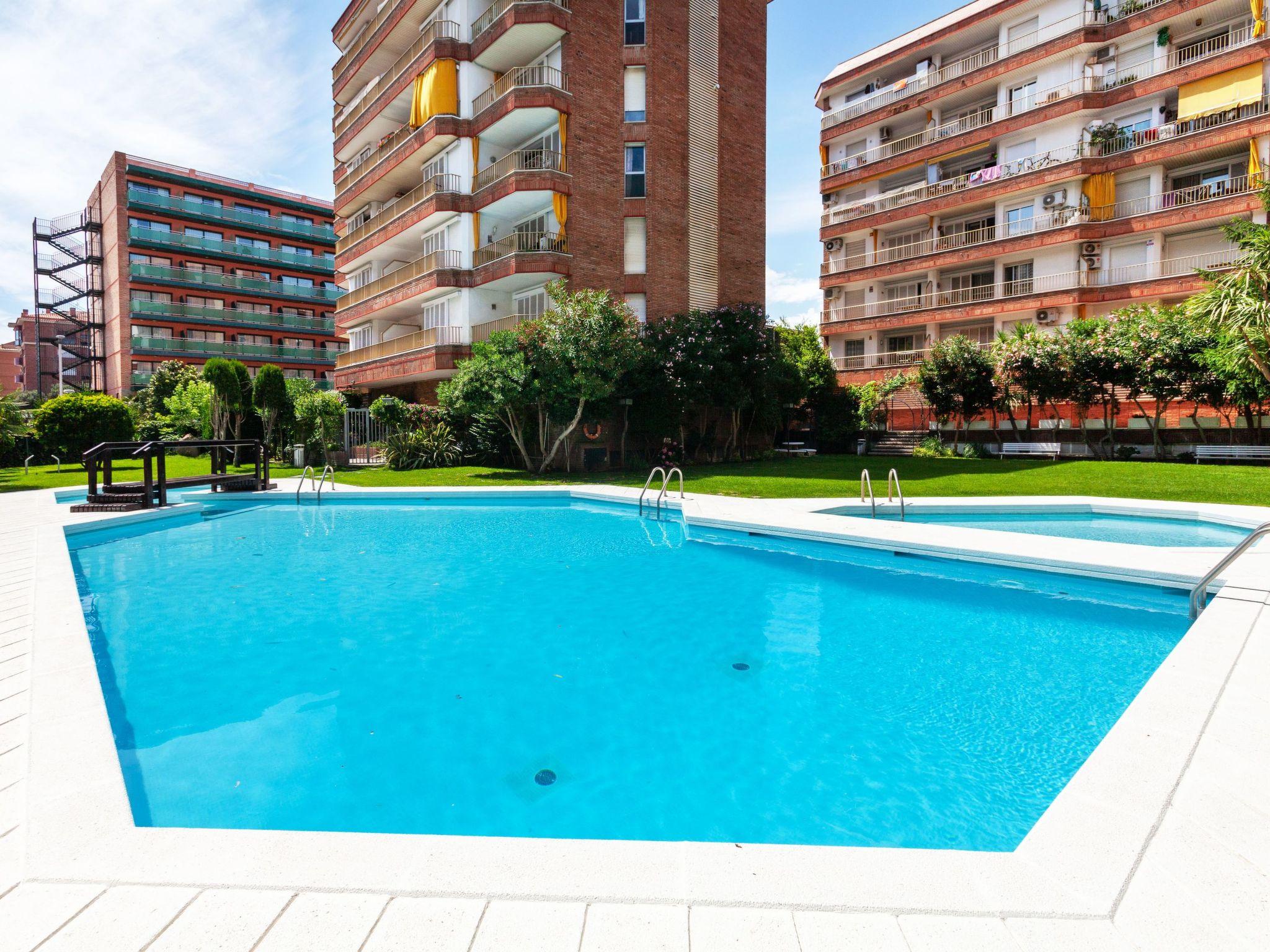 Foto 17 - Apartamento de 1 habitación en Lloret de Mar con piscina y vistas al mar
