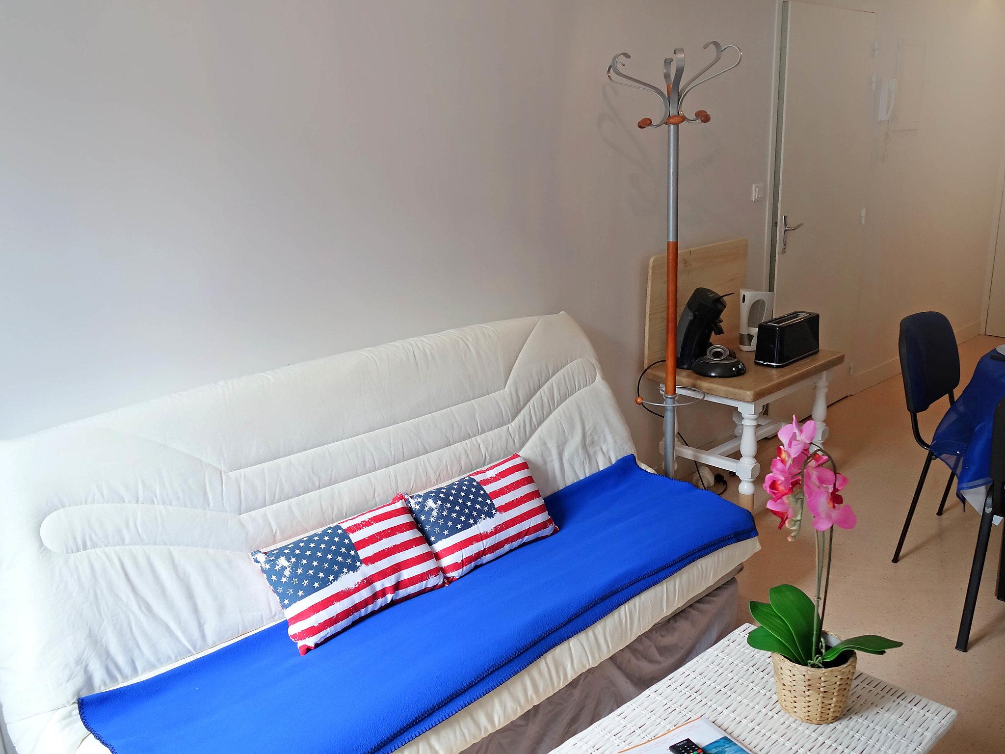 Foto 9 - Appartamento con 1 camera da letto a Cancale con vista mare