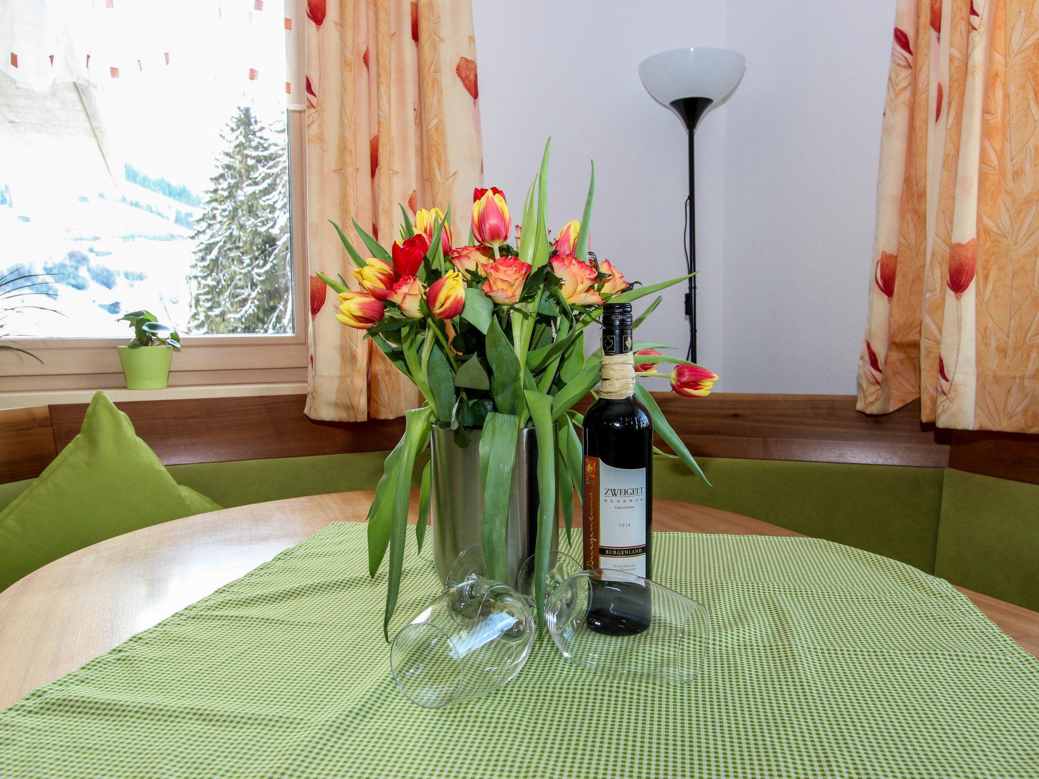 Photo 13 - Appartement de 2 chambres à Aschau im Zillertal avec jardin et vues sur la montagne