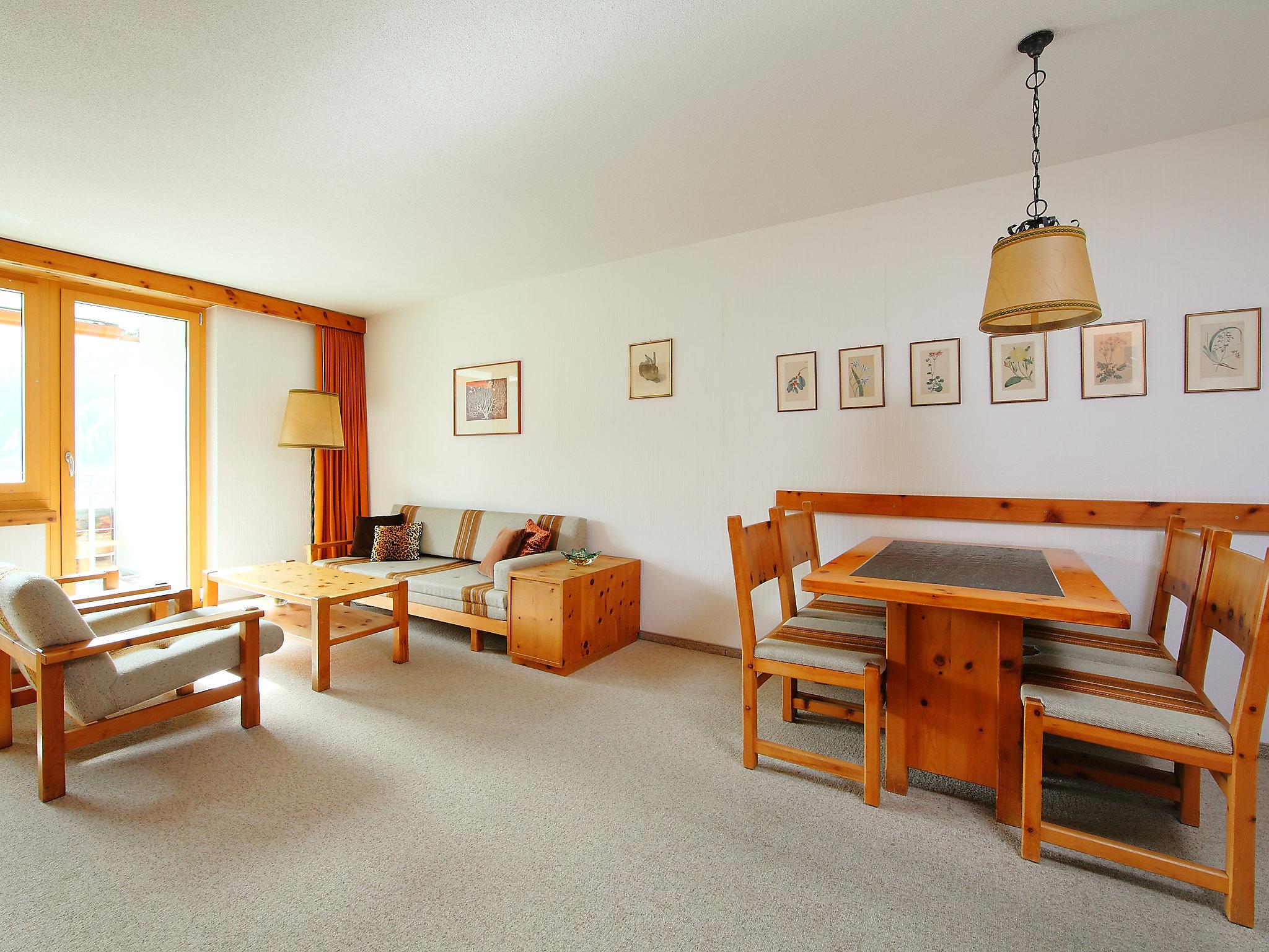 Photo 6 - Apartment in Davos with swimming pool and mountain view