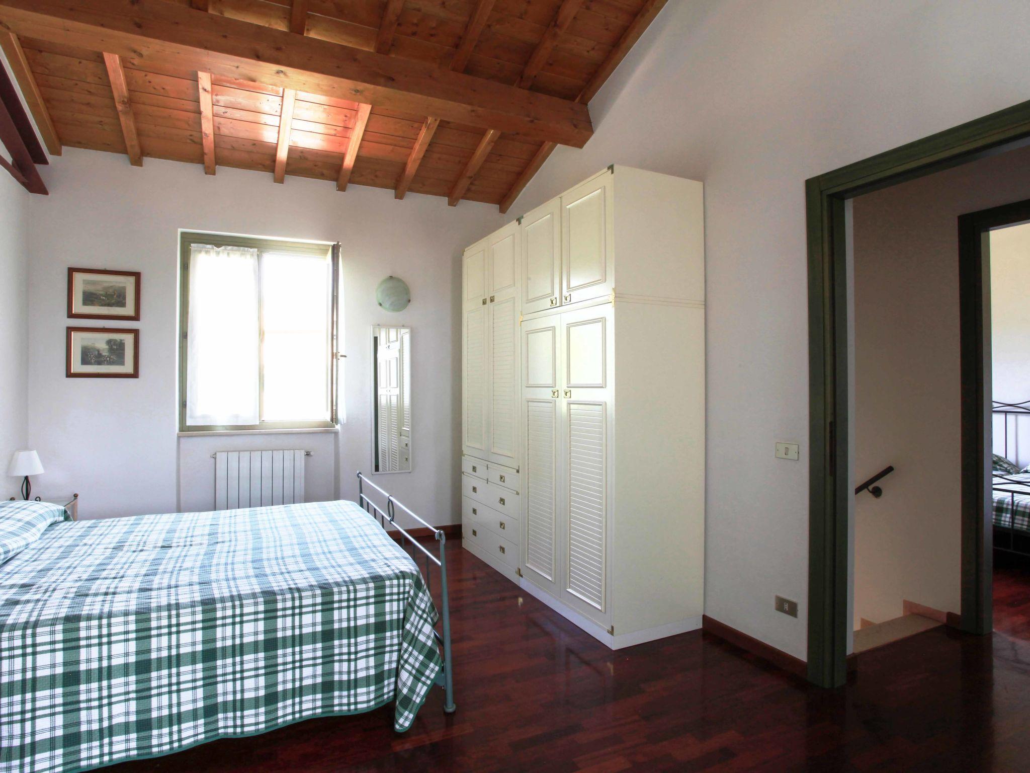 Foto 9 - Apartamento de 2 quartos em Costermano sul Garda com piscina e vista para a montanha