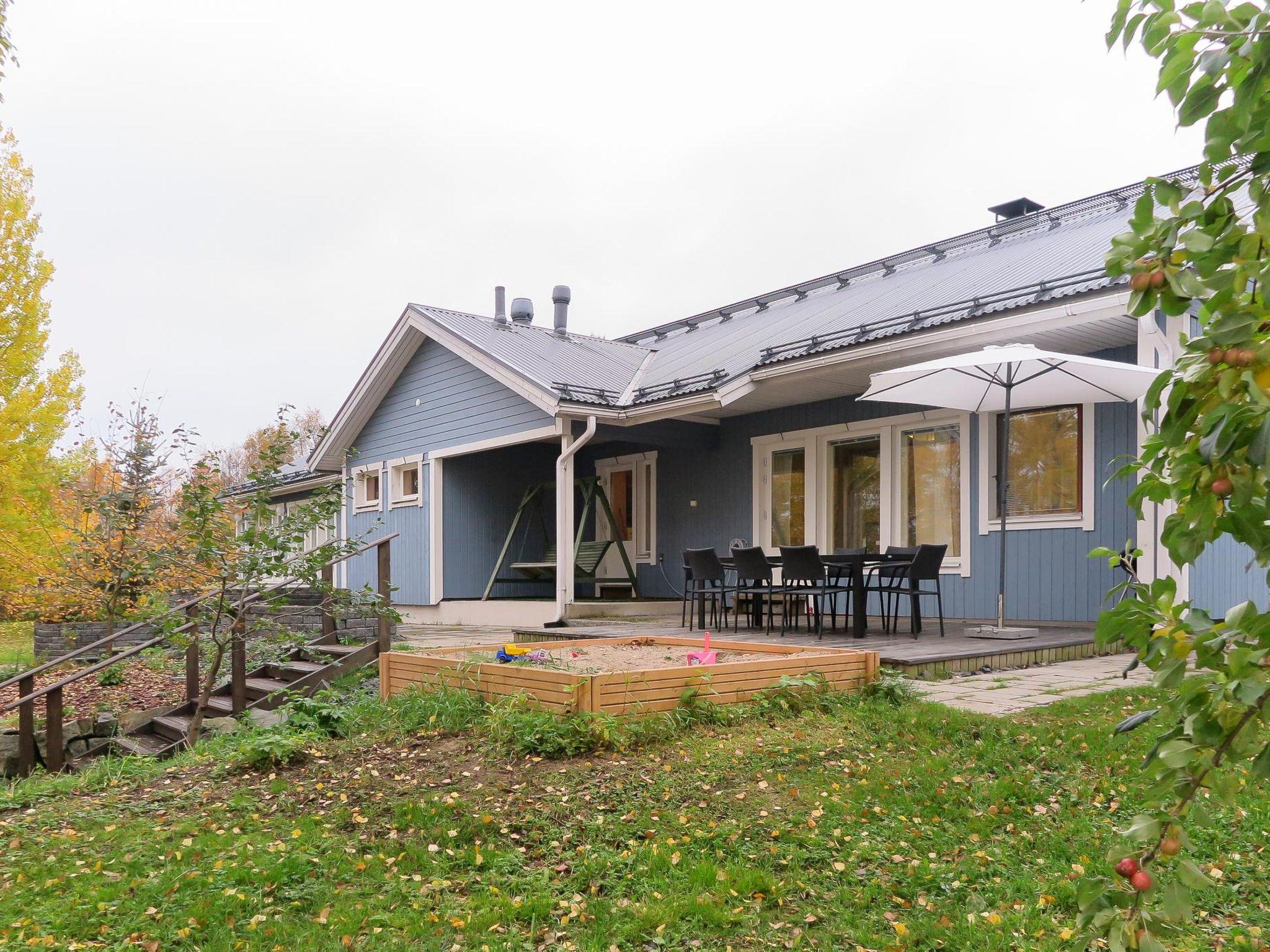 Foto 42 - Casa de 3 habitaciones en Rovaniemi con sauna y vistas a la montaña
