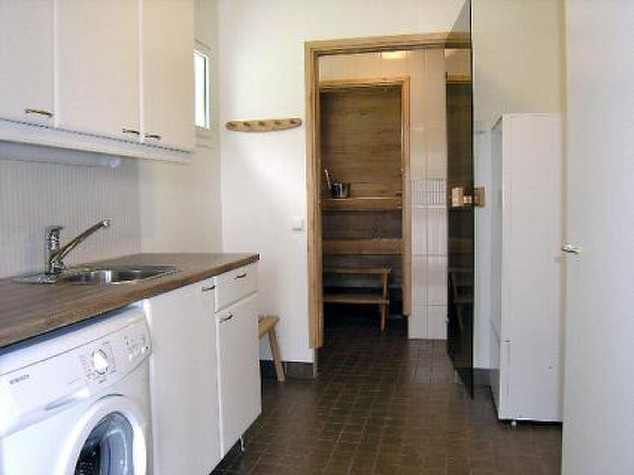 Foto 18 - Casa de 1 quarto em Kuopio com sauna